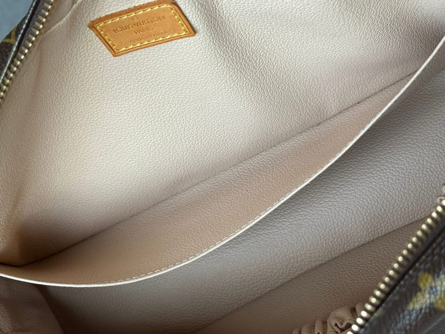 LV Trousse 28 New Model
