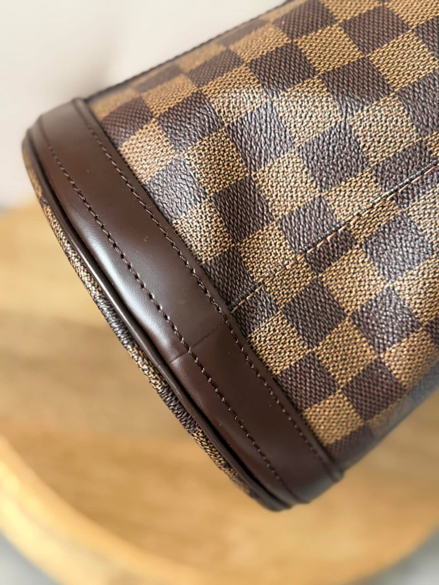 LV Bucket GM Damier Ebene