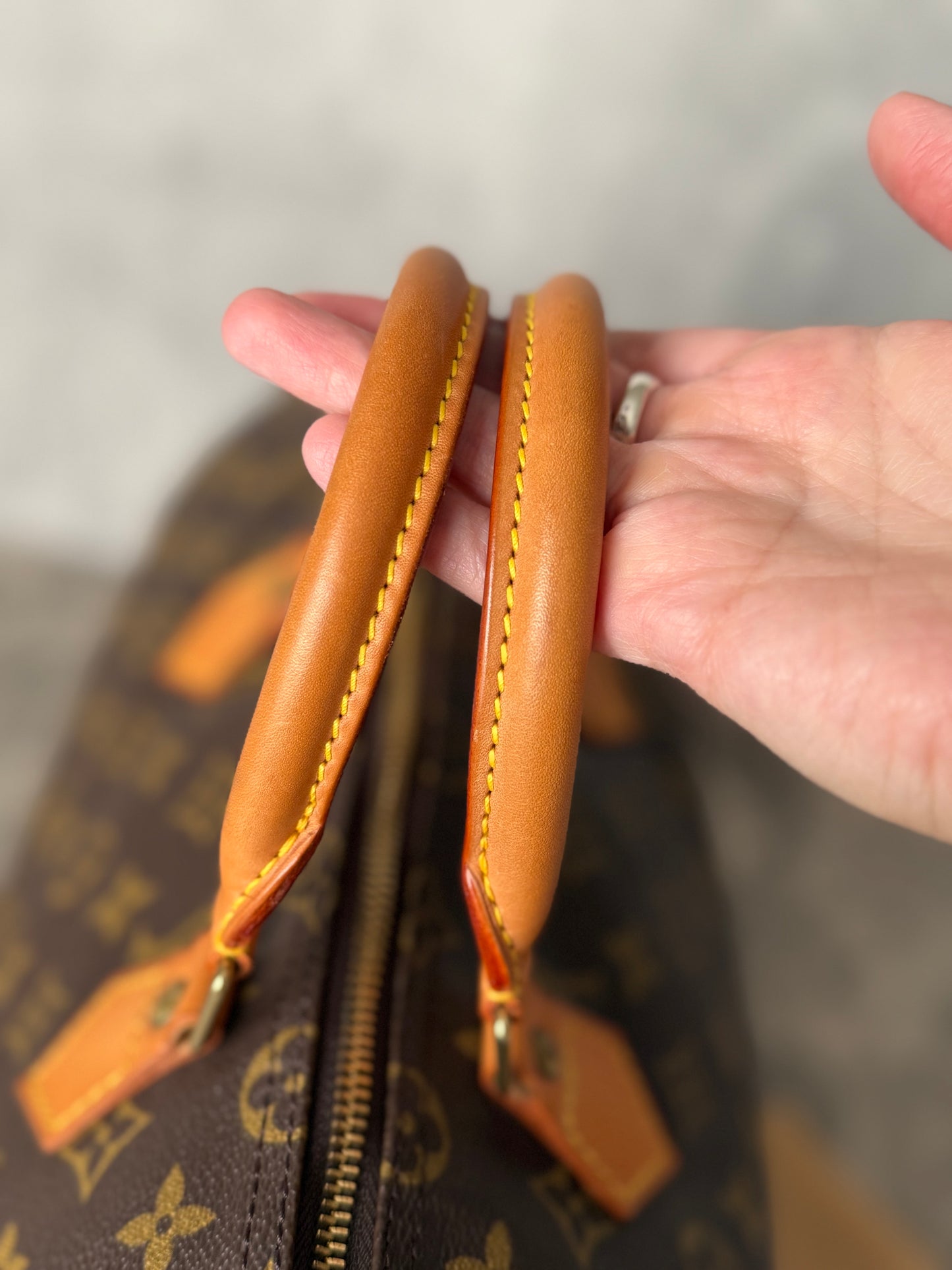 LV speedy 35 bag