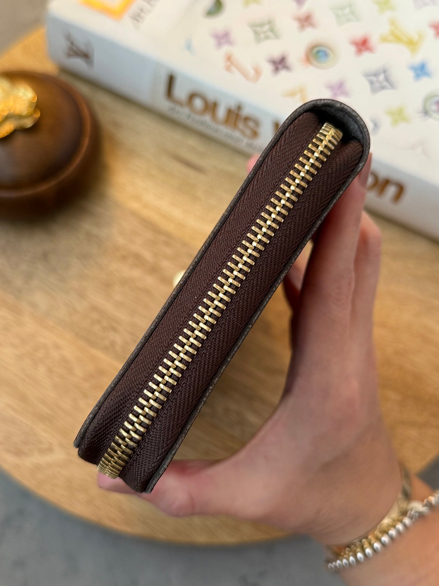LV Zippy Organizer Damier Ebene