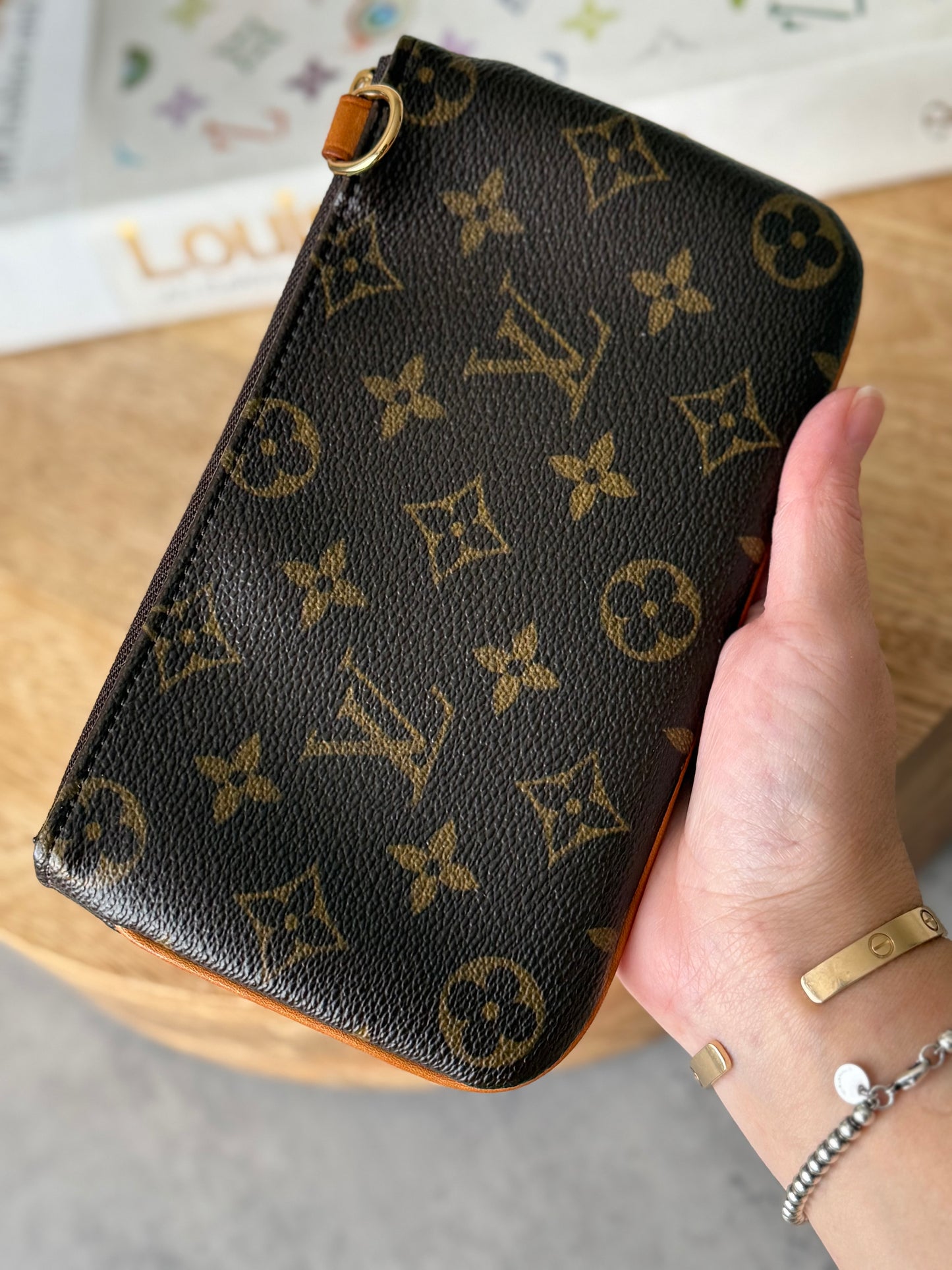 LV Tikal Pochette