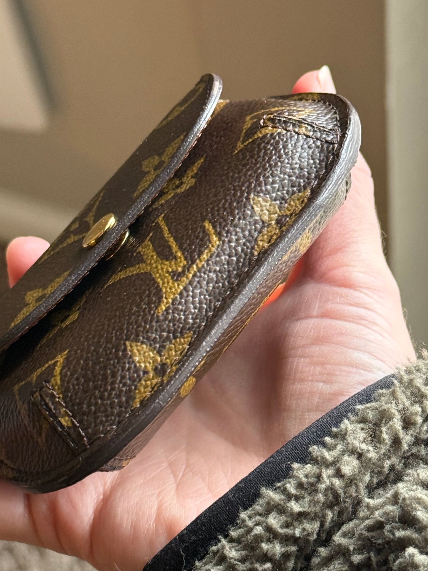 LV Schilling Coin Pouch