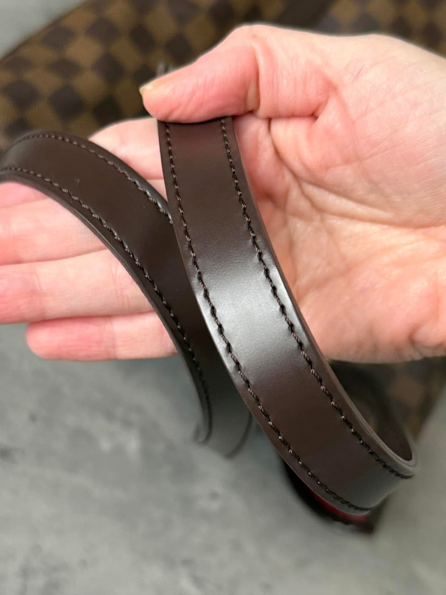 LV Bucket GM Damier Ebene