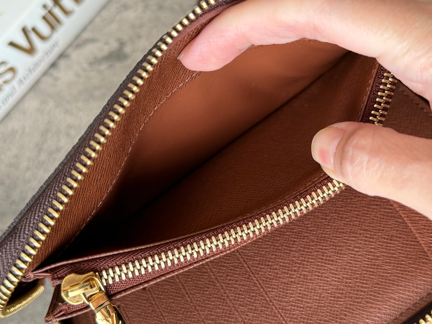 LV Zippy Compact Old Model
