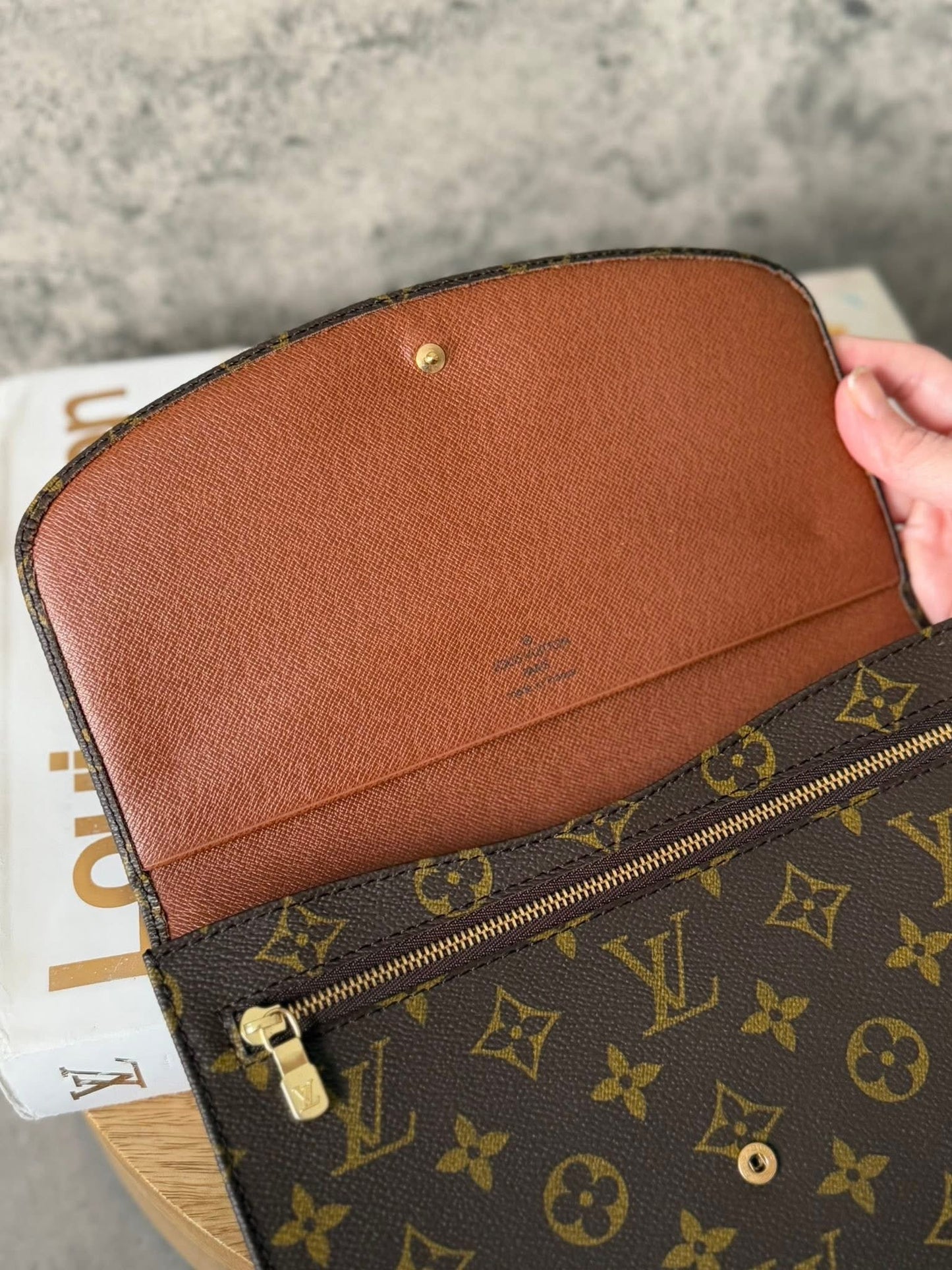 LV Rabat 23 Clutch
