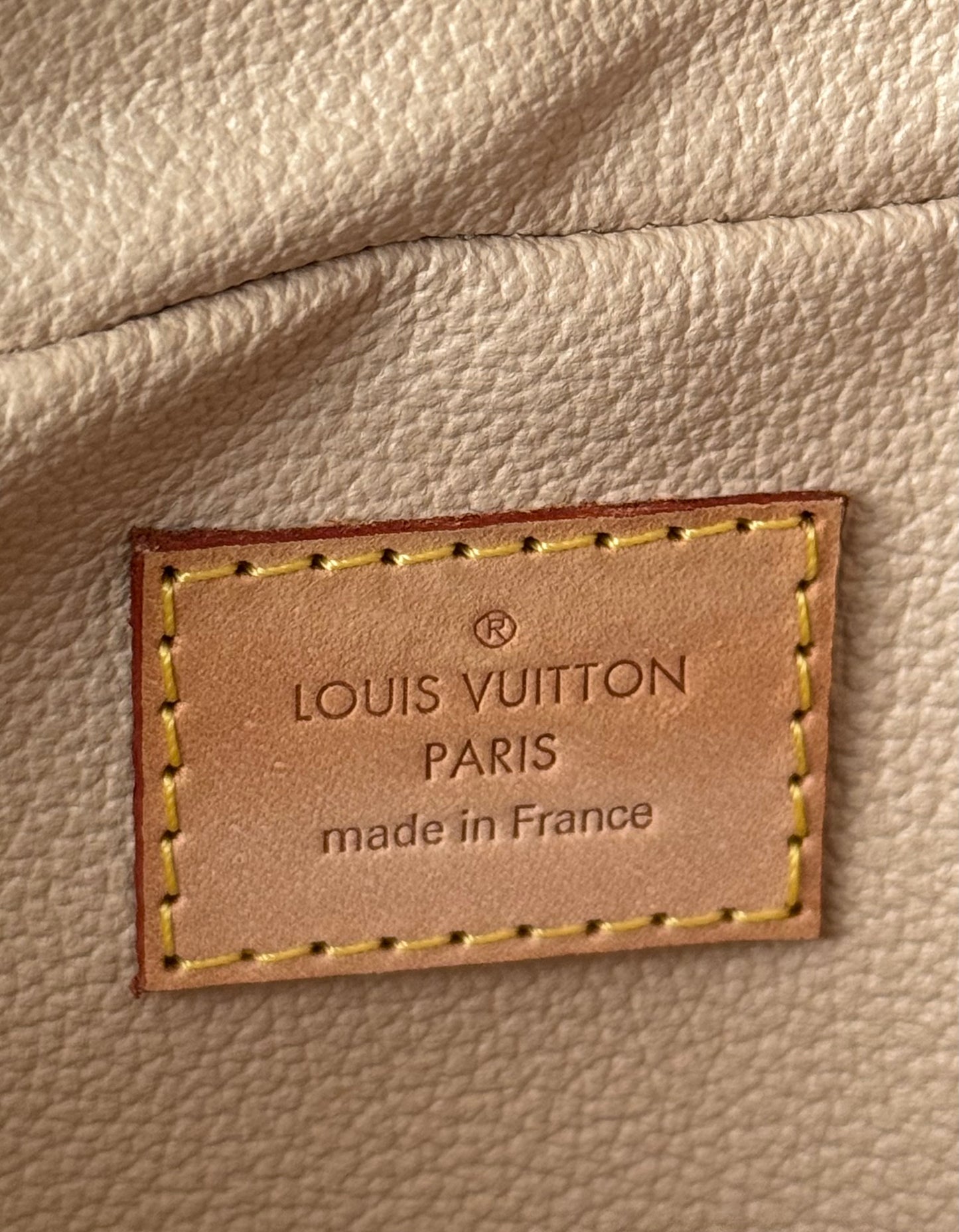 LV Trousse 23 New Model