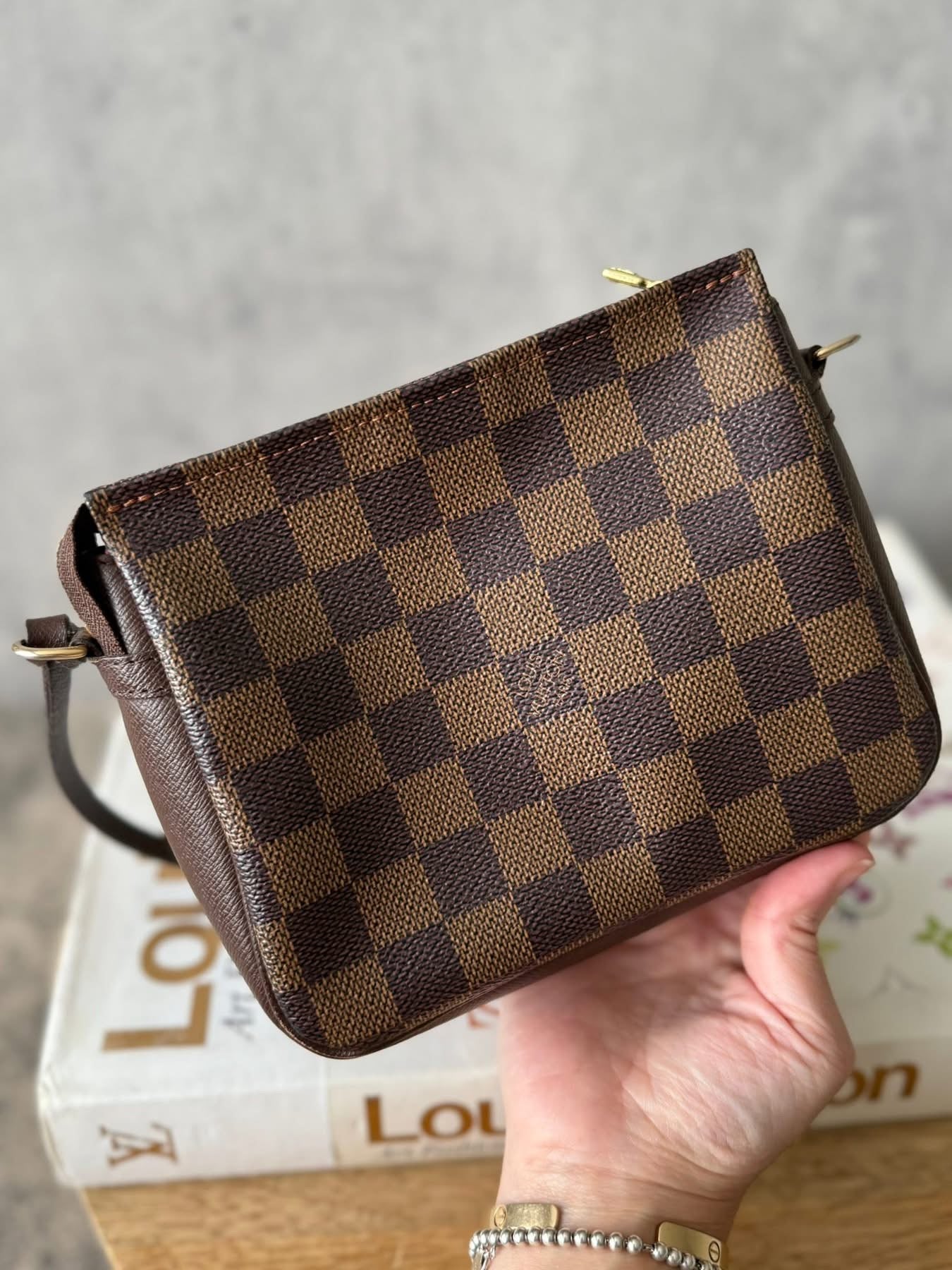 LV Trousse Pouch Damier Ebene