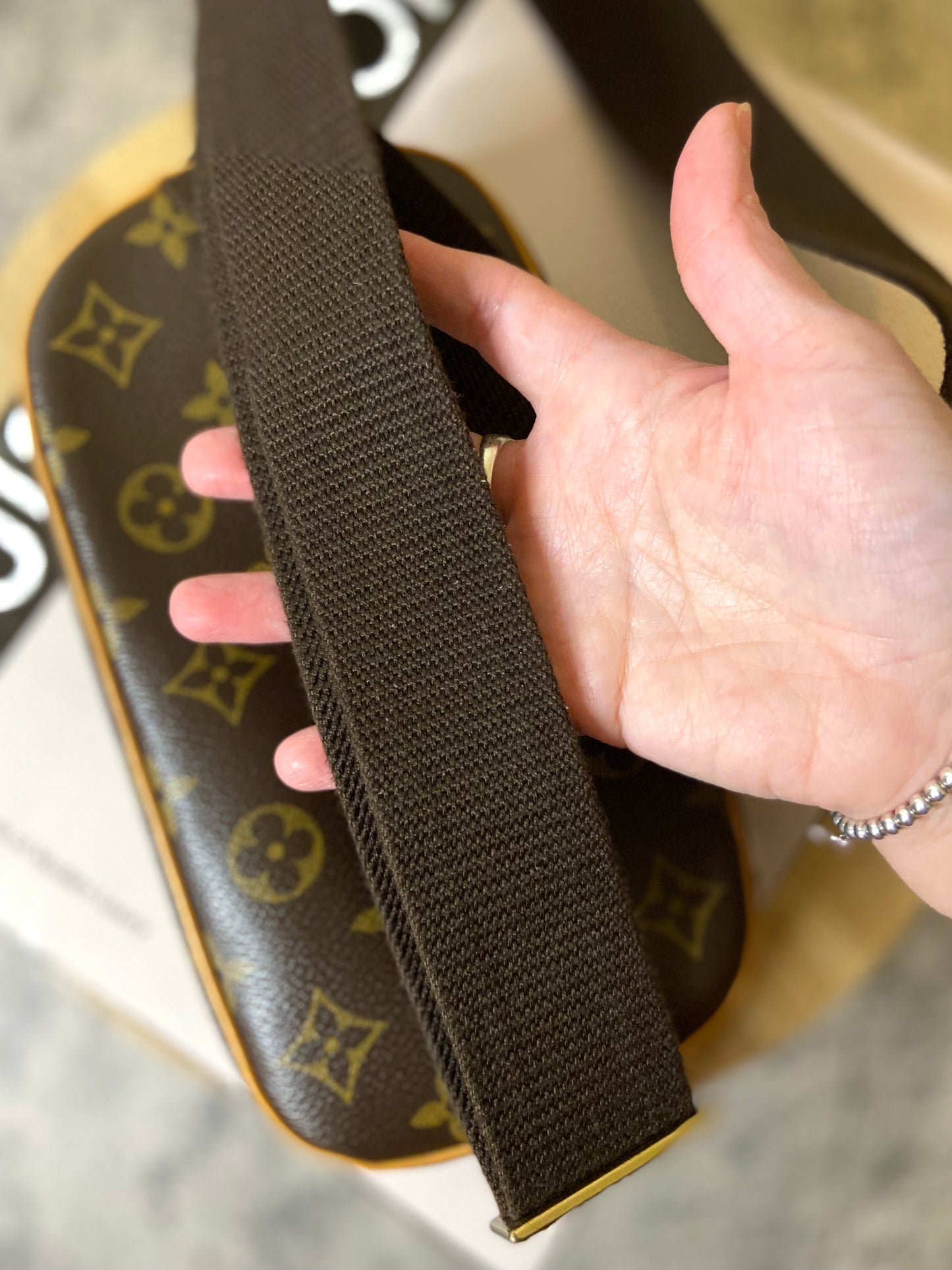LV Gange Bumbag