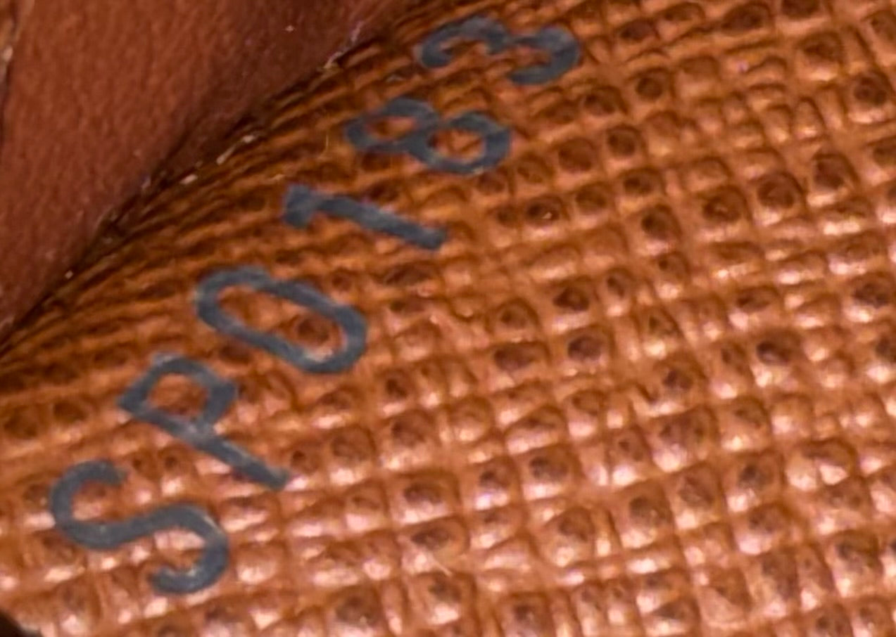 LV Elise Wallet Monogram