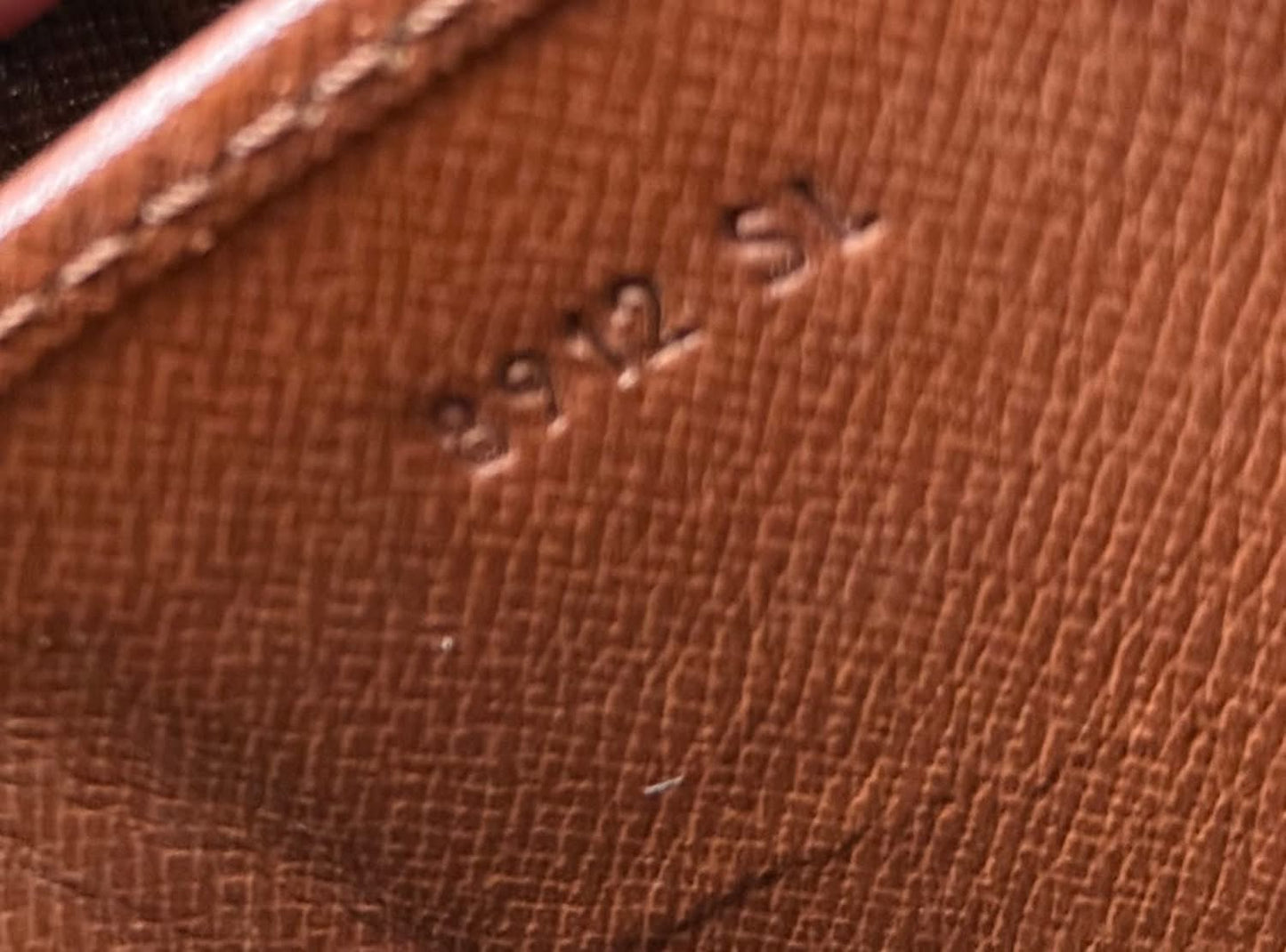 LV Cartouchiere GM