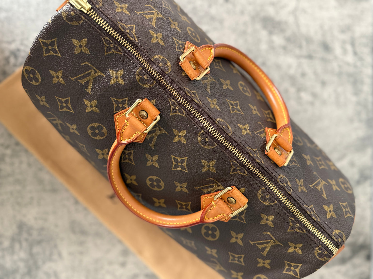 LV speedy 35 bag