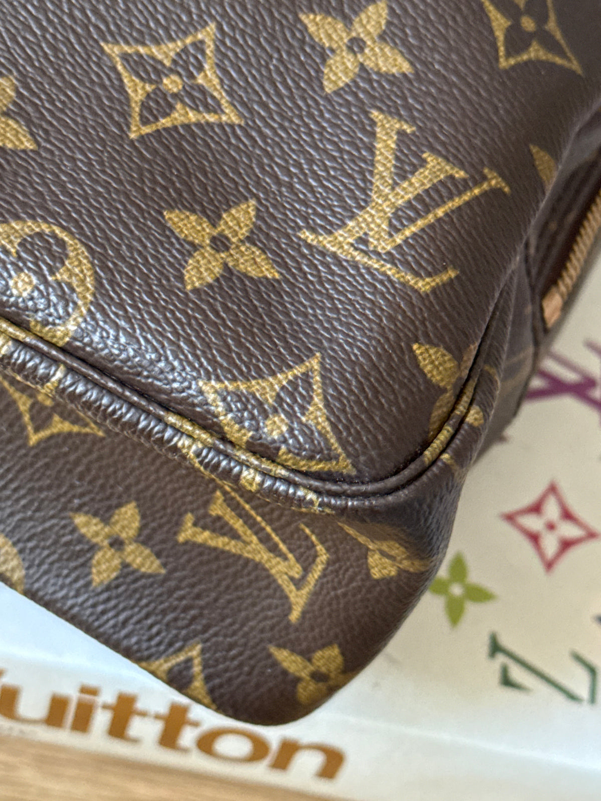 LV Trousse 28 Monogram