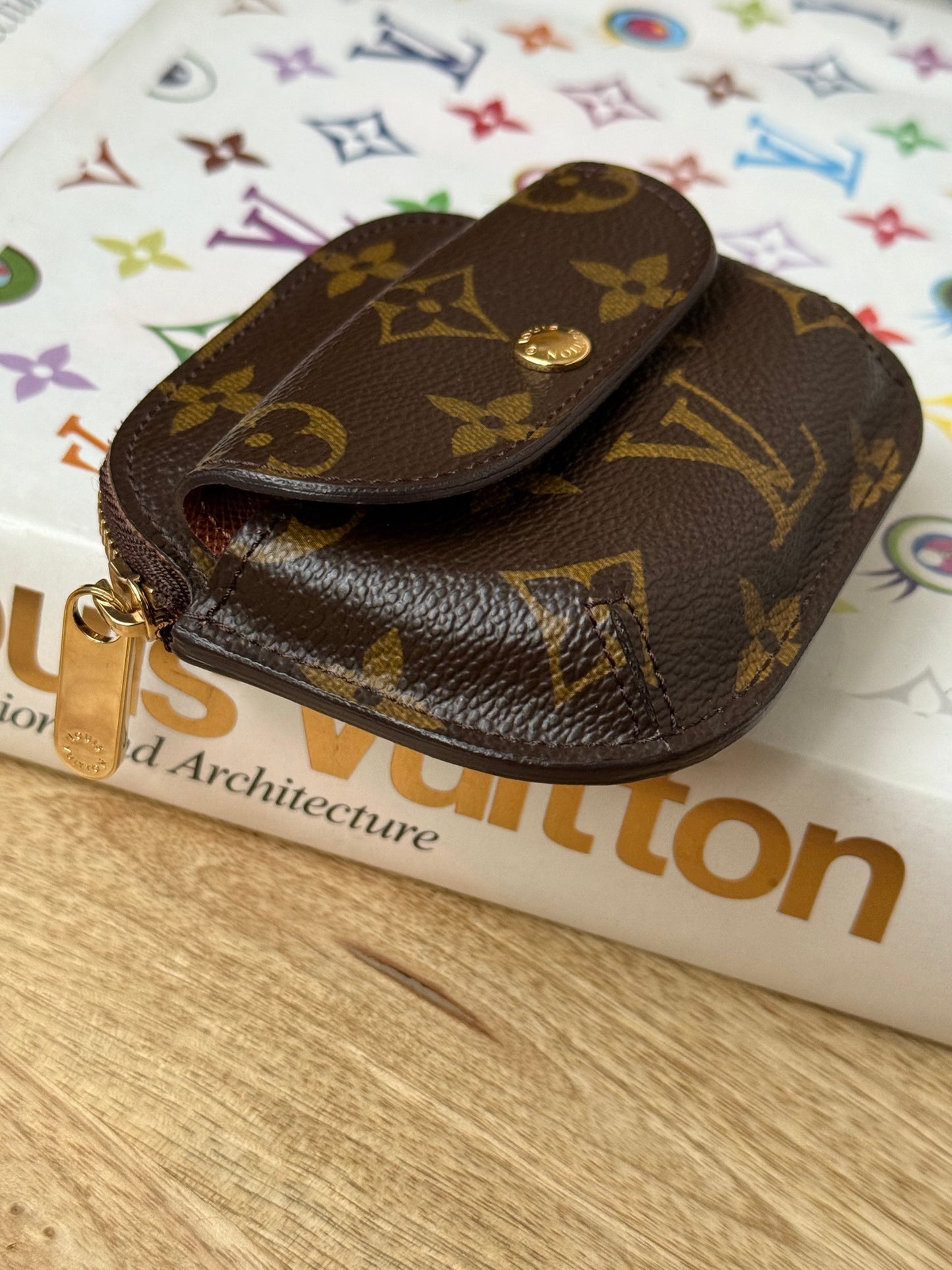 LV Schilling Coin Pouch