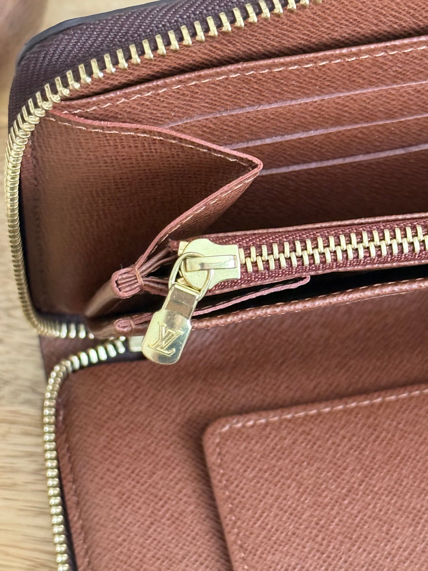 LV Zippy Organizer Monogram