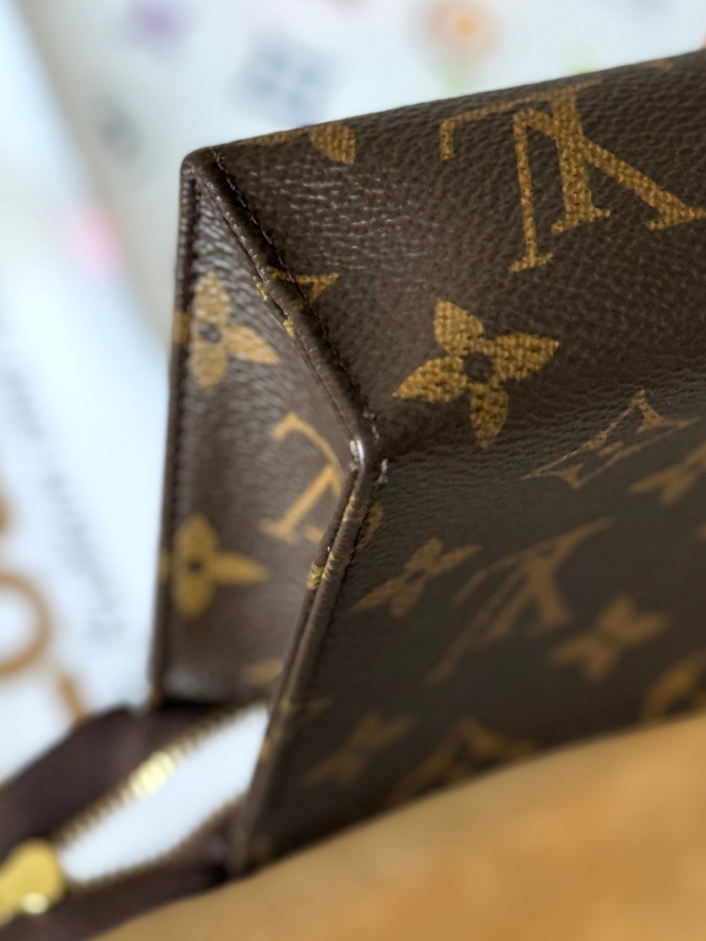 Toiletry 15 Monogram