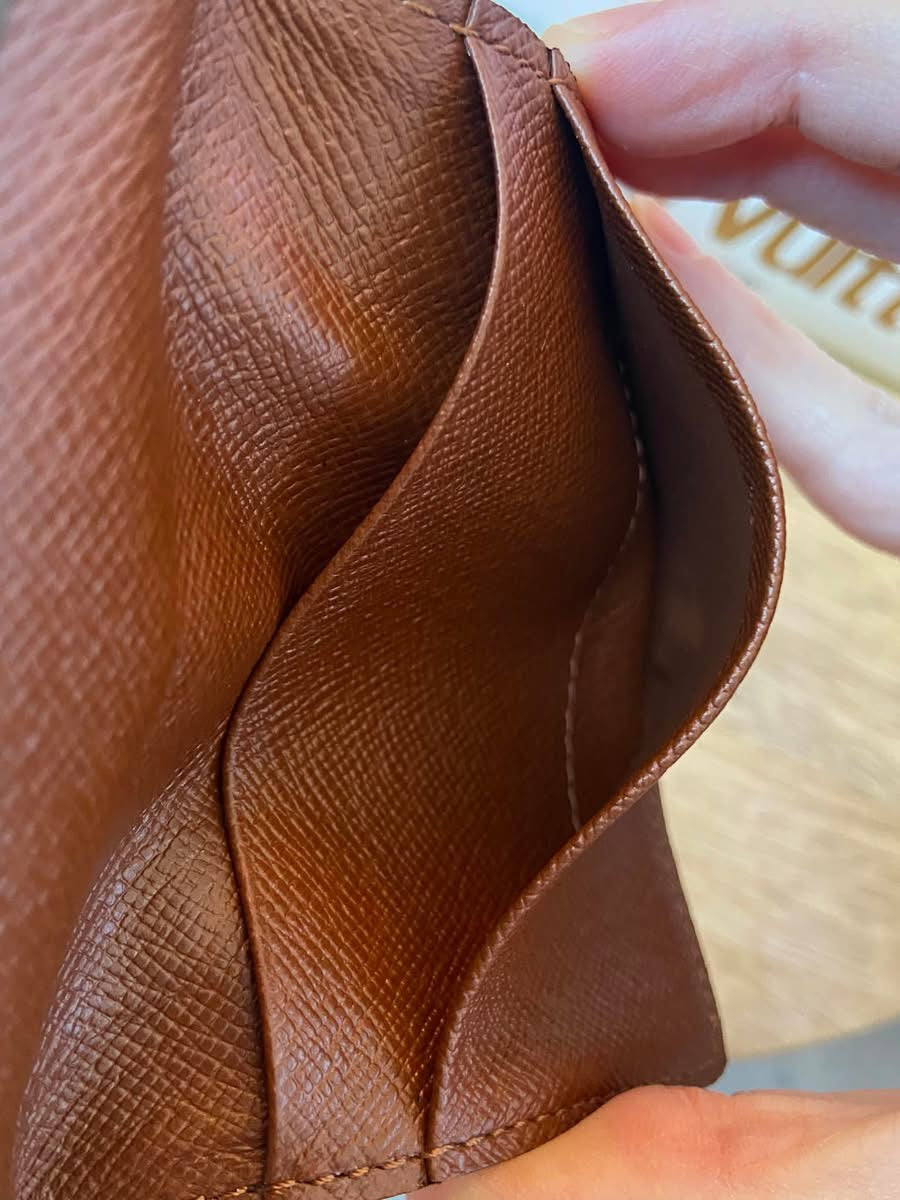 LV Ludlow Card Holder