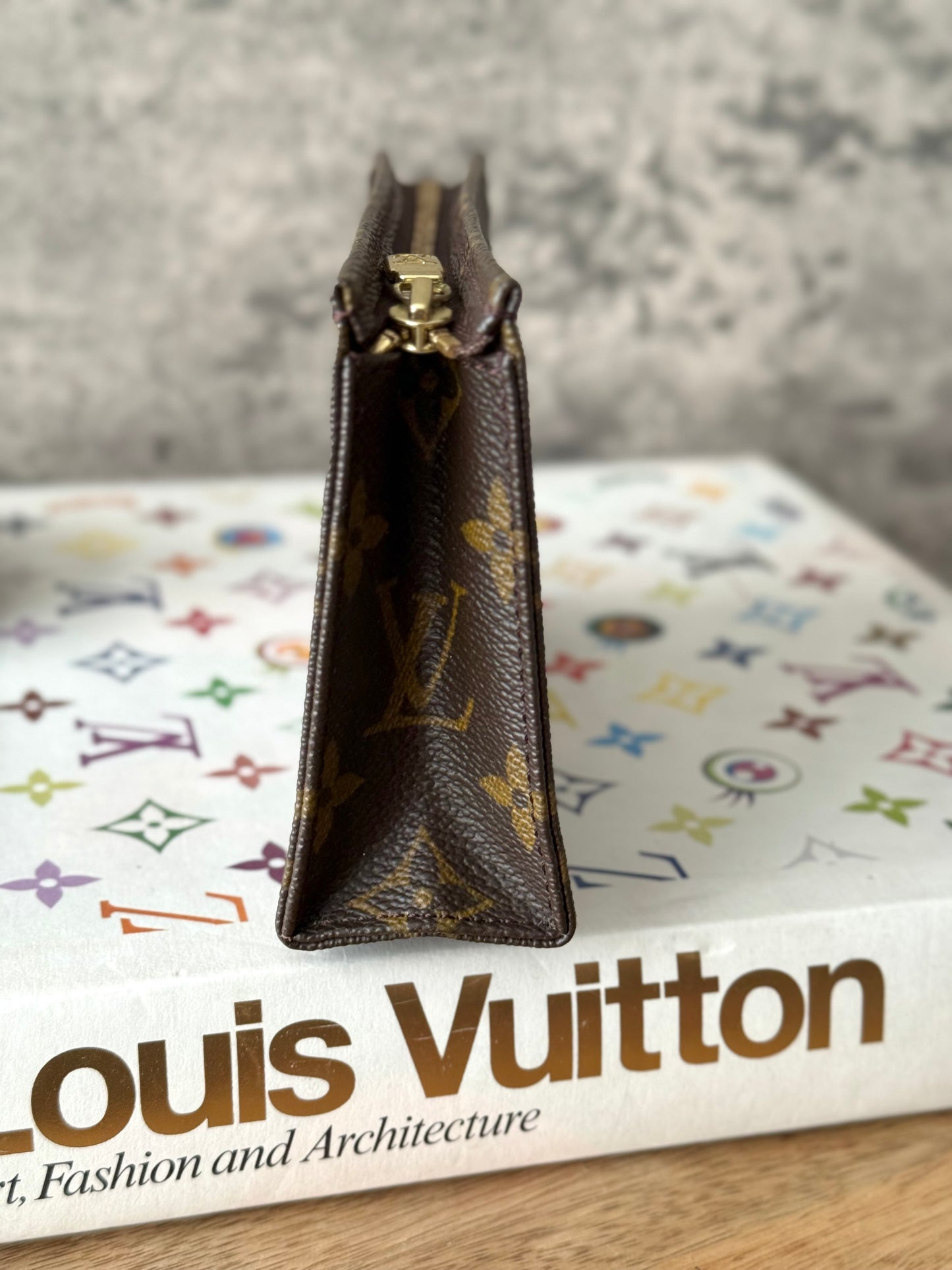 LV Toiletry 15 Monogram