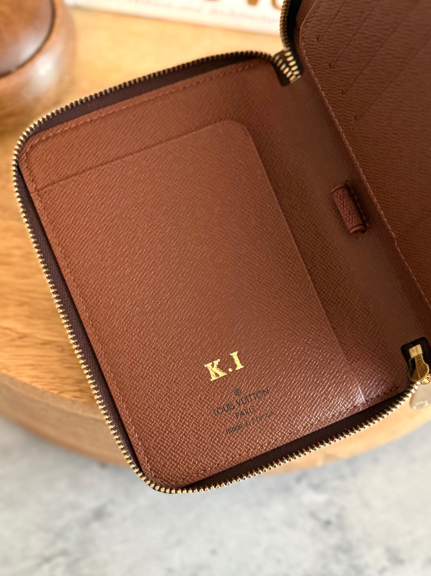 LV Zippy Passport Monogram