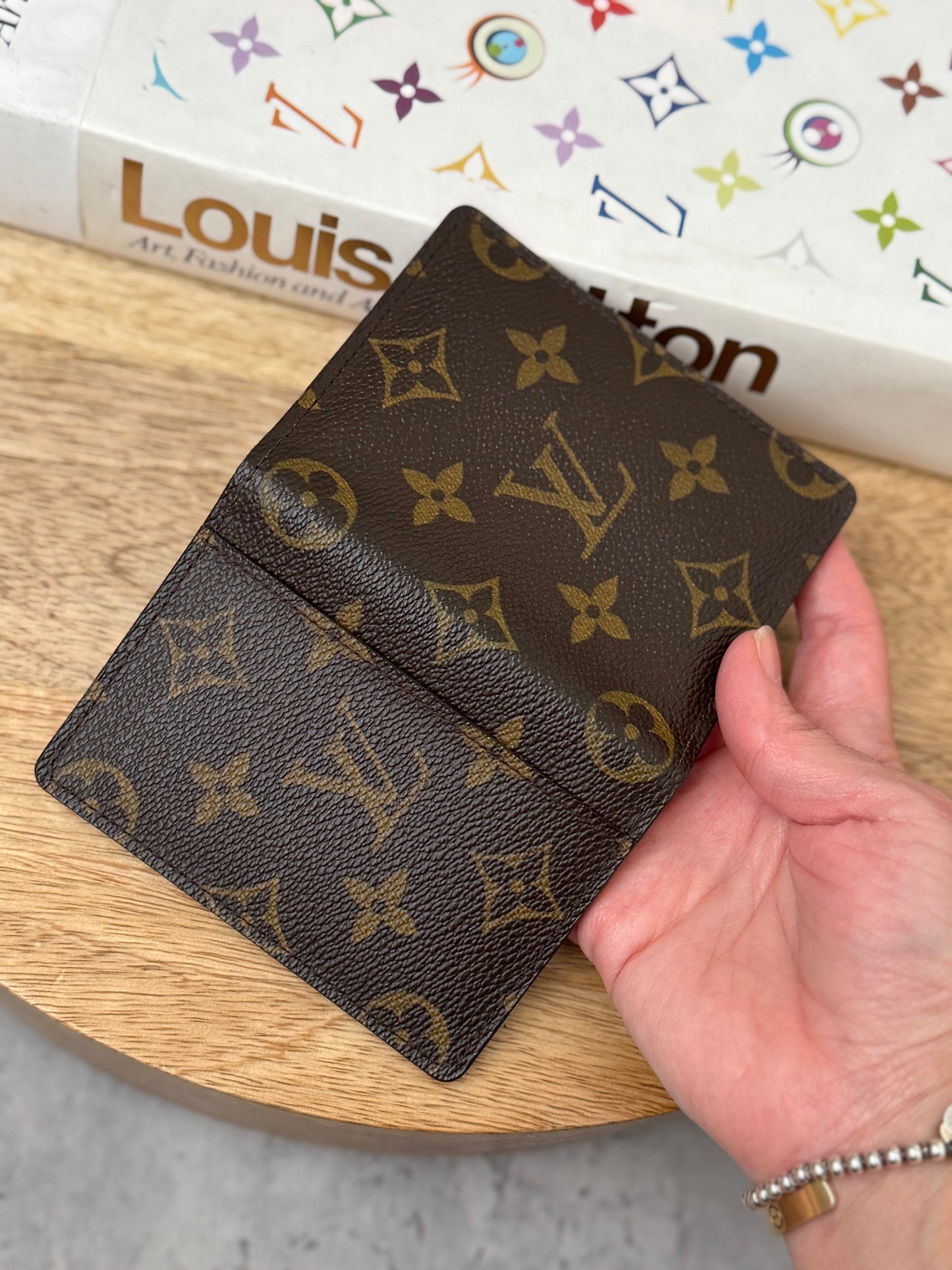 LV Pocket Organizer