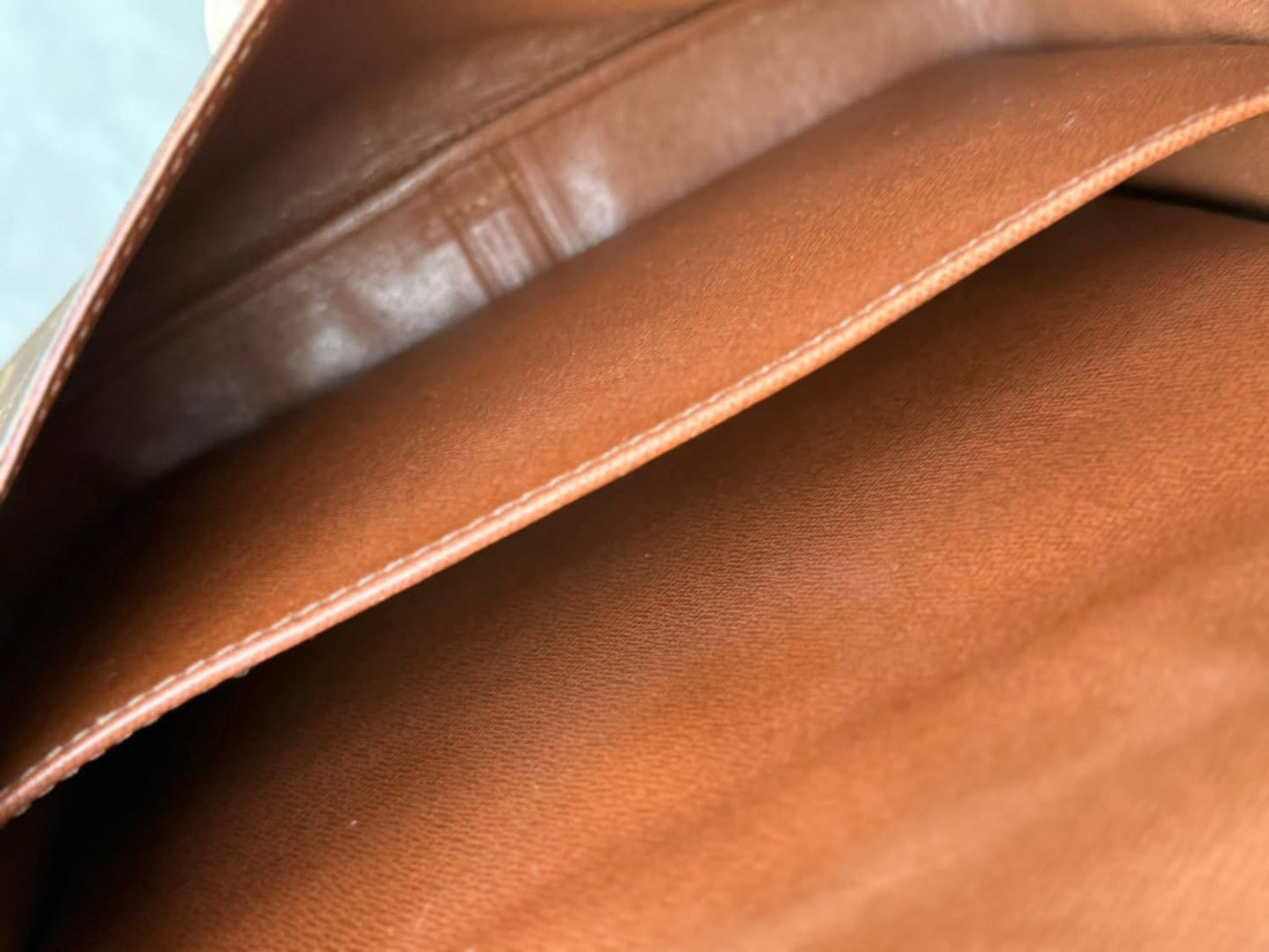 LV Cartouchiere GM