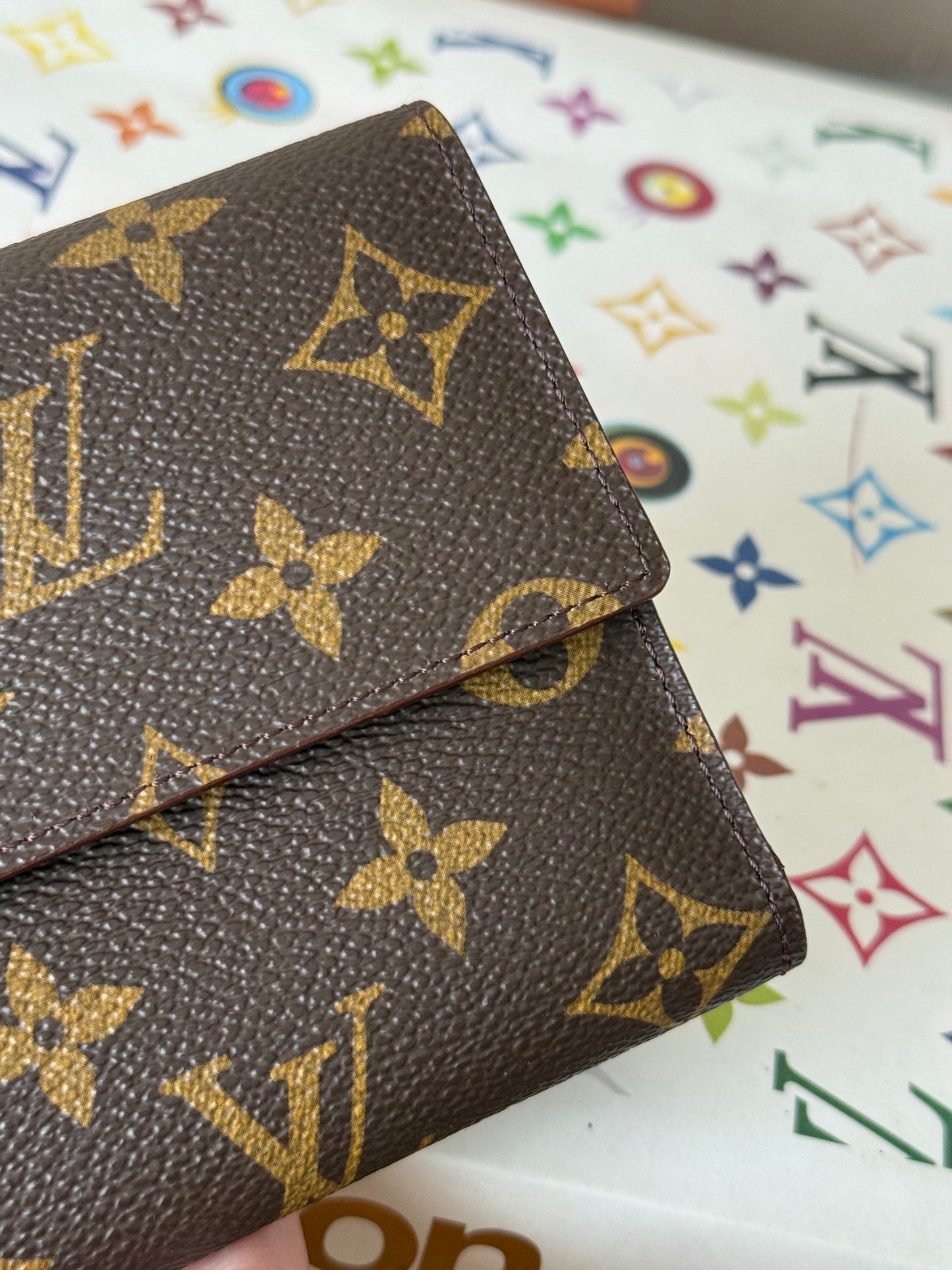 LV International trifold wallet