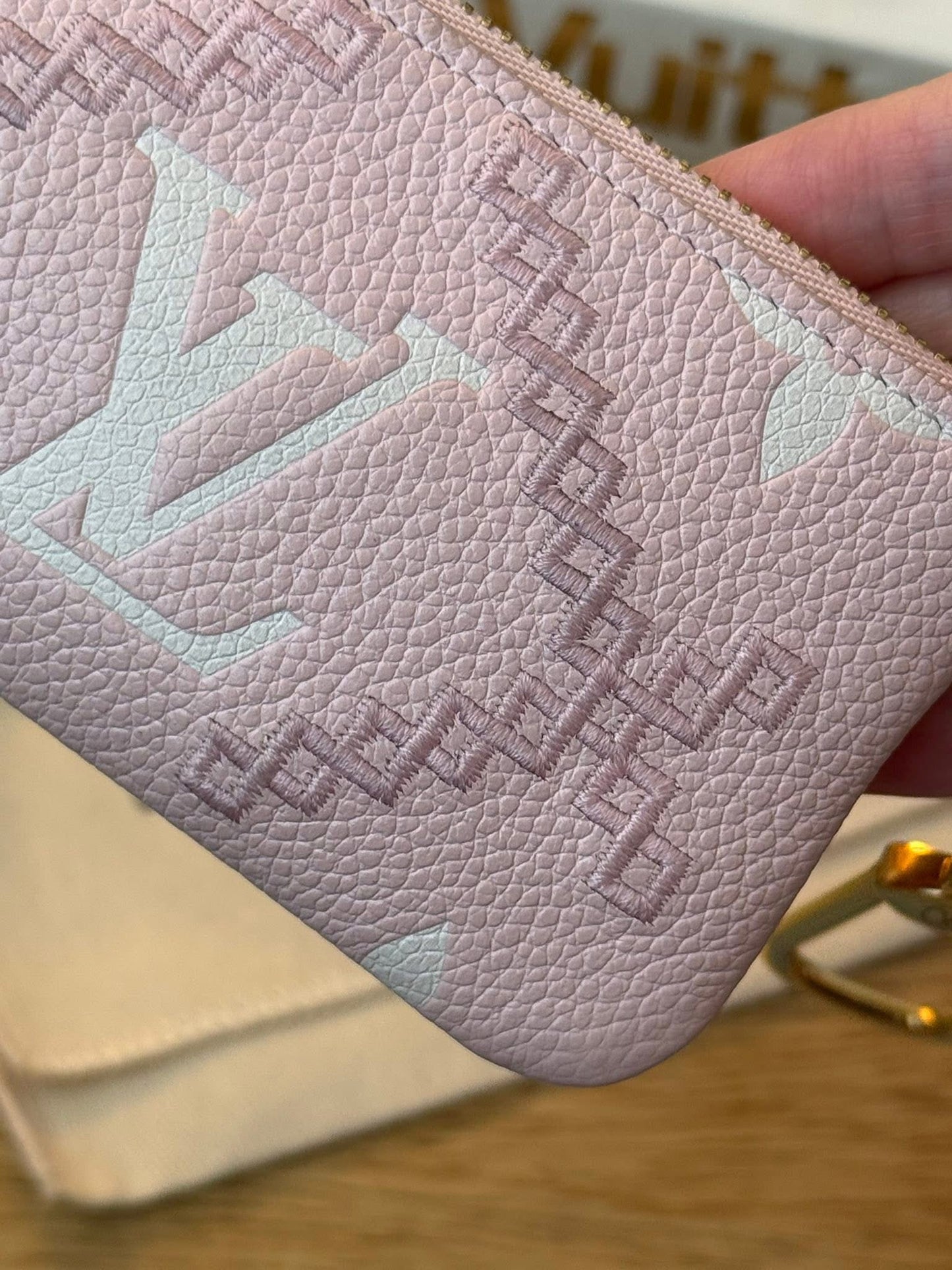 LV Broderies Key Pouch Pink