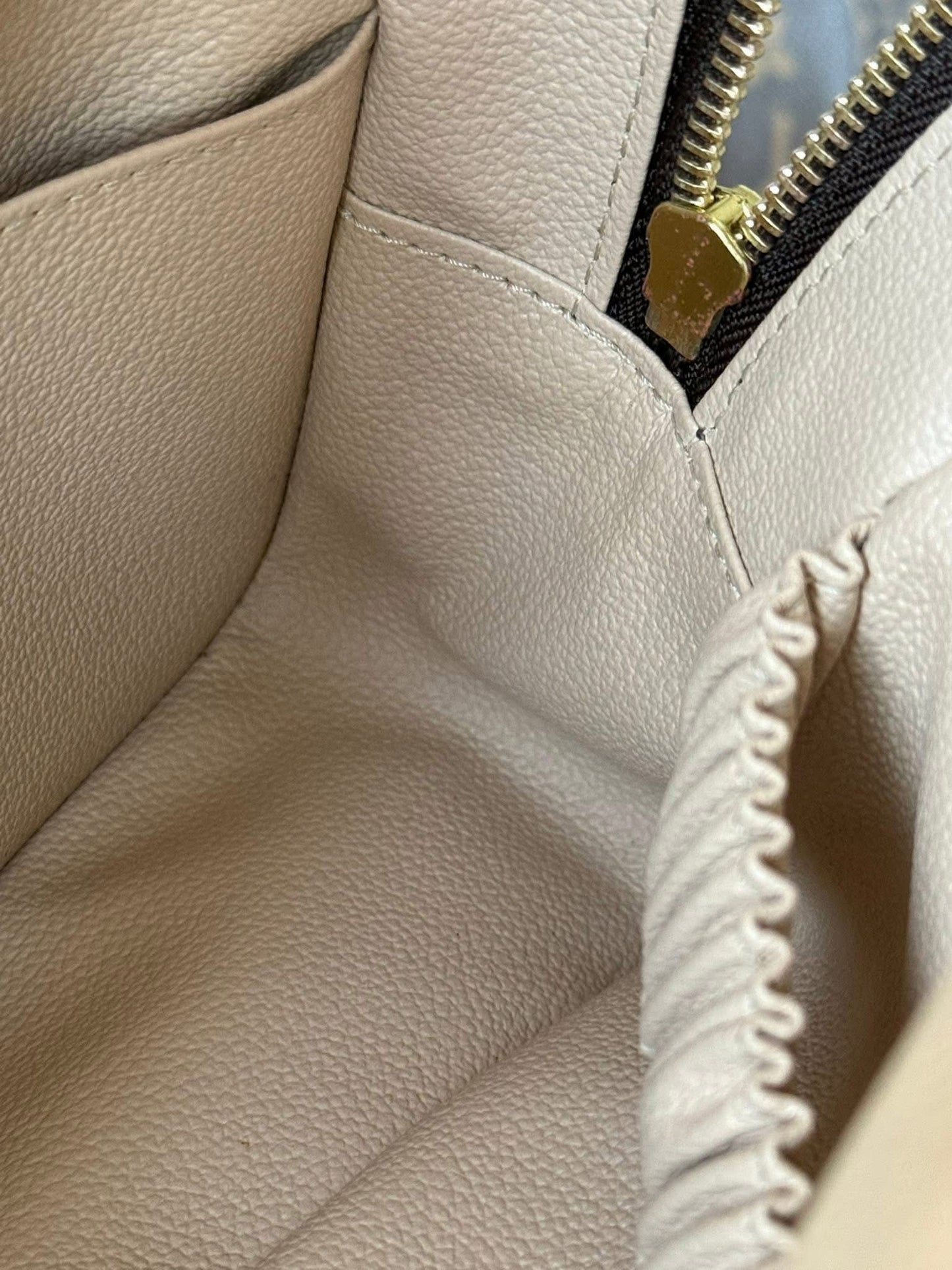 LV Trousse 28 New Model