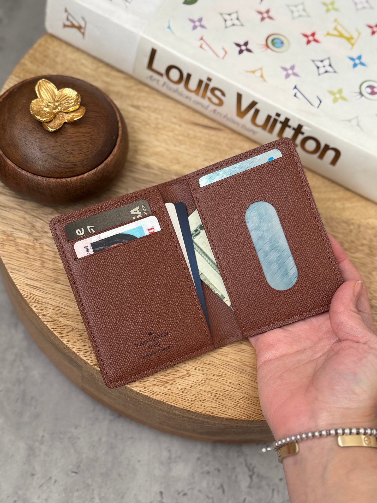 LV Pocket Organizer