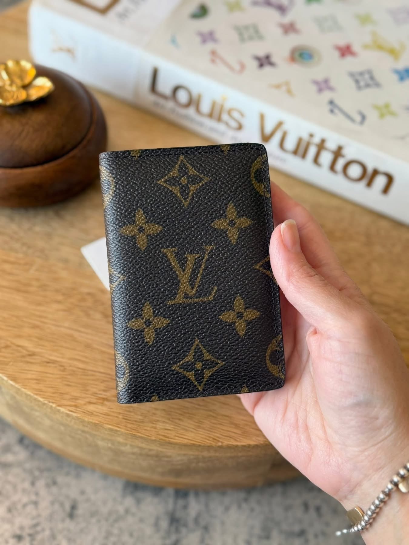 LV Pocket organizer