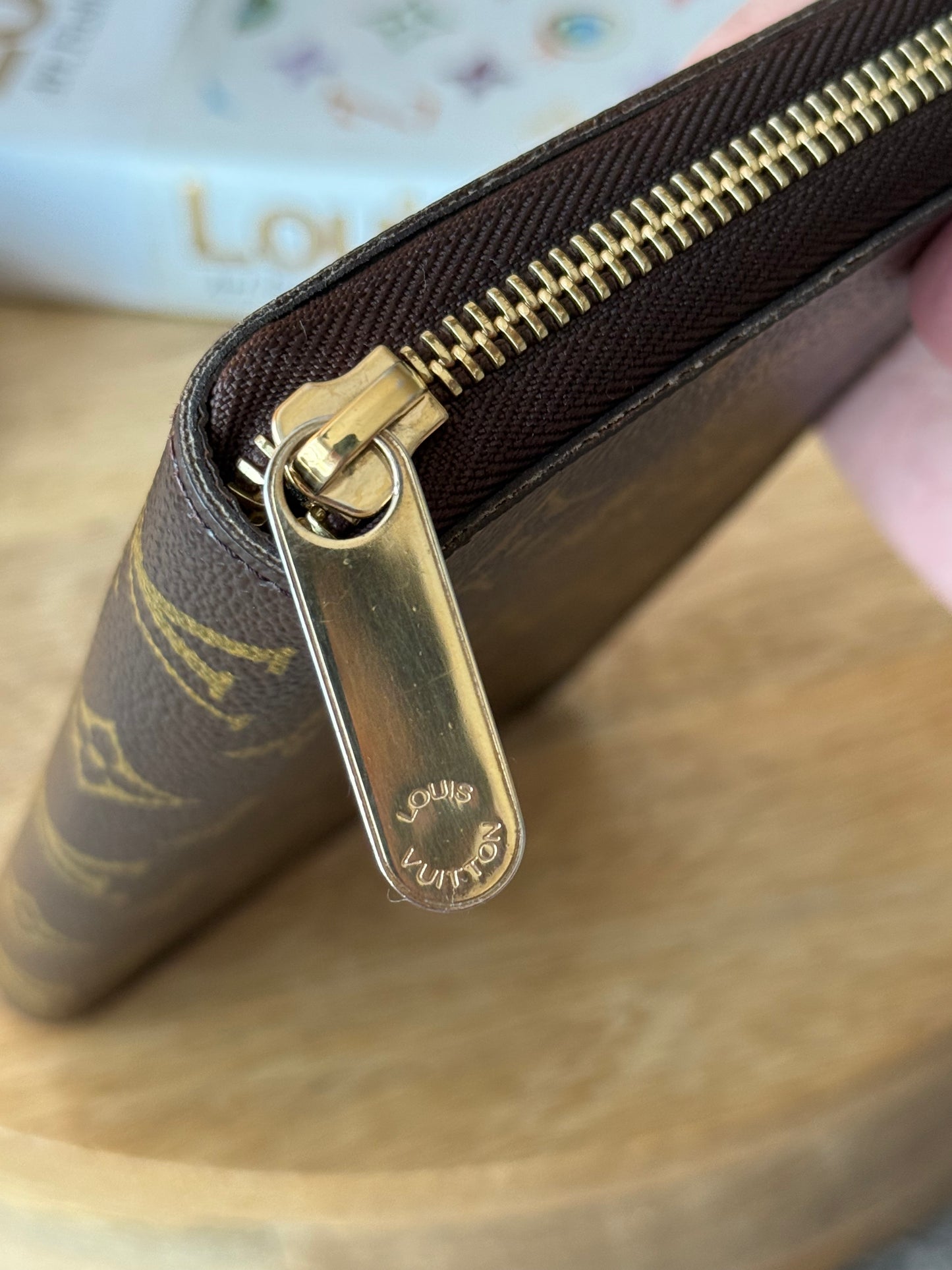 LV Zippy Organizer