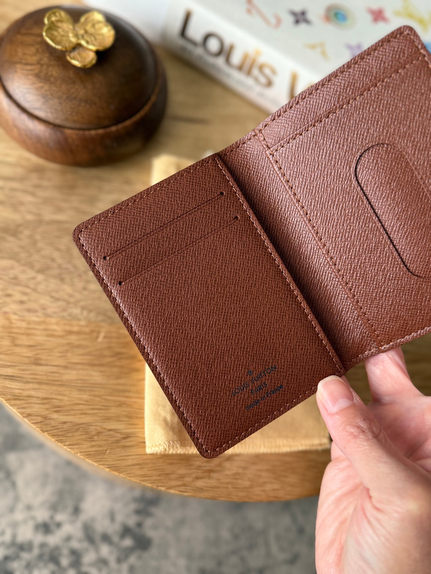 LV Pocket organizer