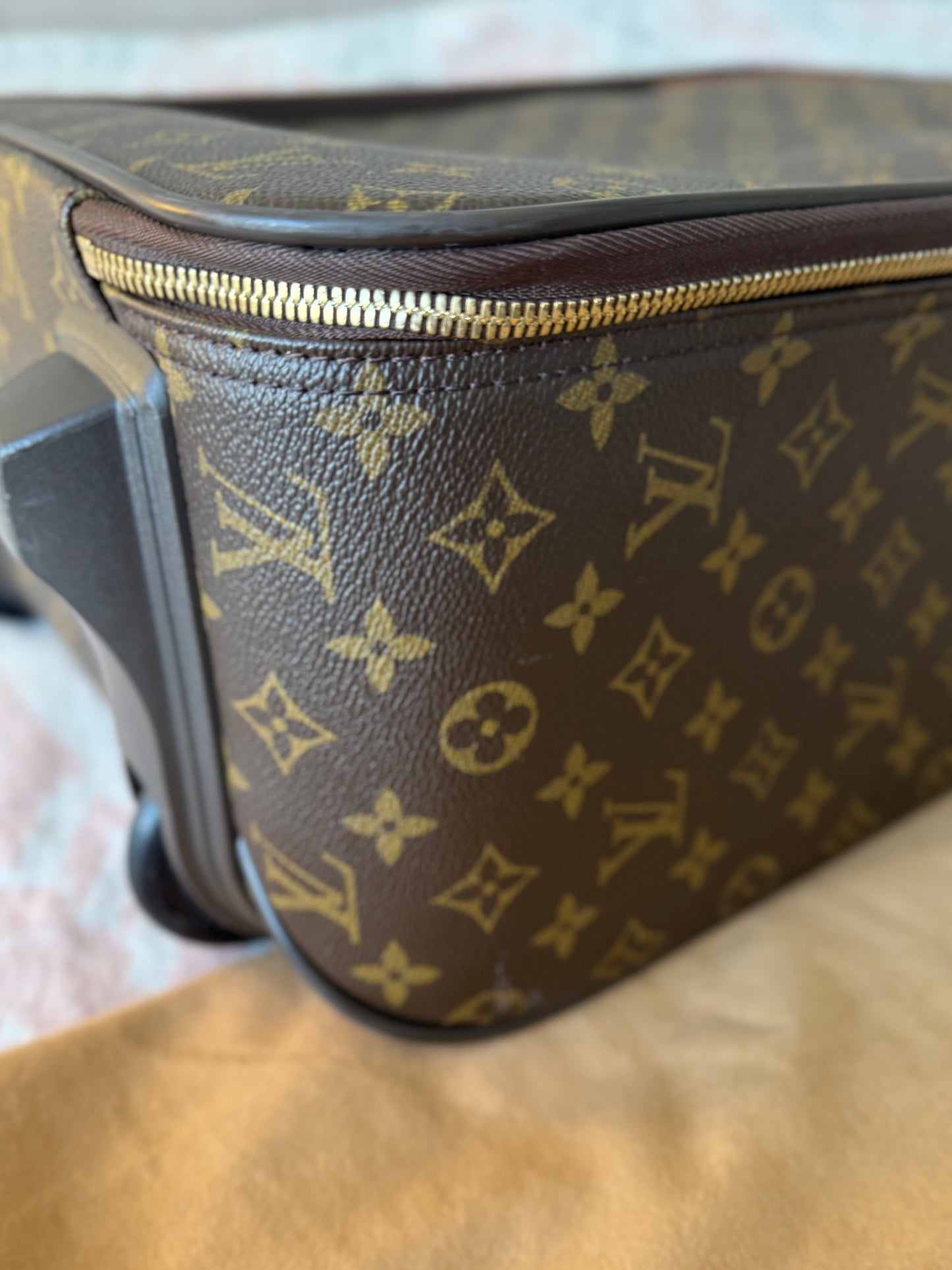 Authentic LV Pegase 45 Rolling Luggage