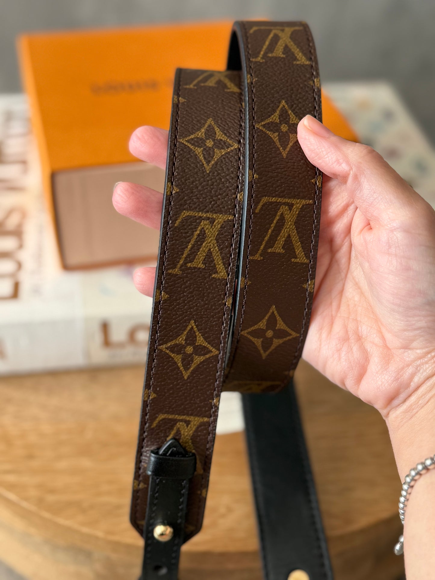 LV Bandouliere XL Black Strap