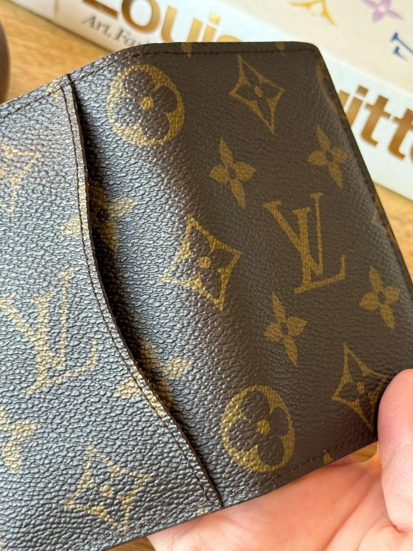 LV Pocket organizer