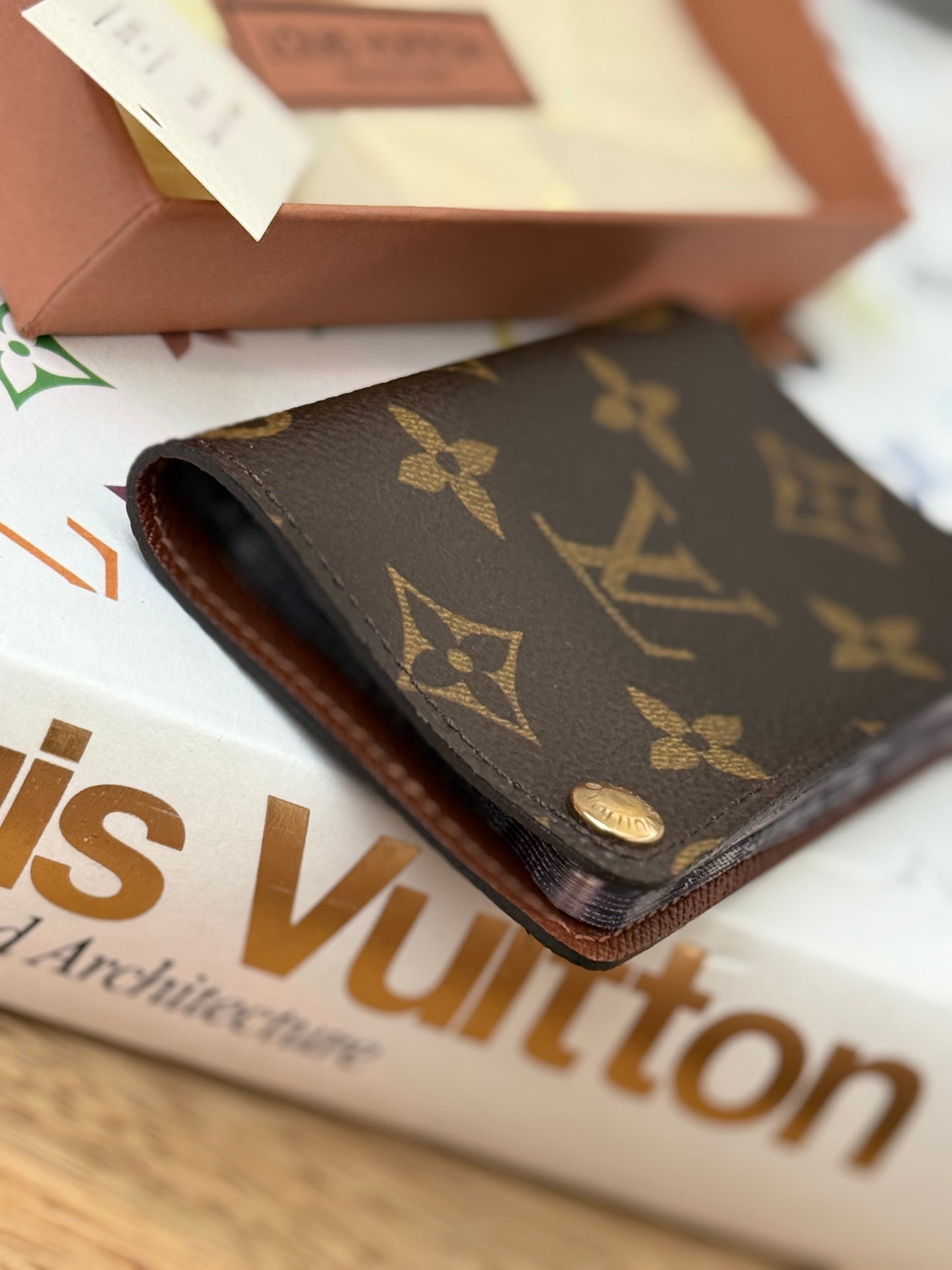 LV Porte Pression Card Holder