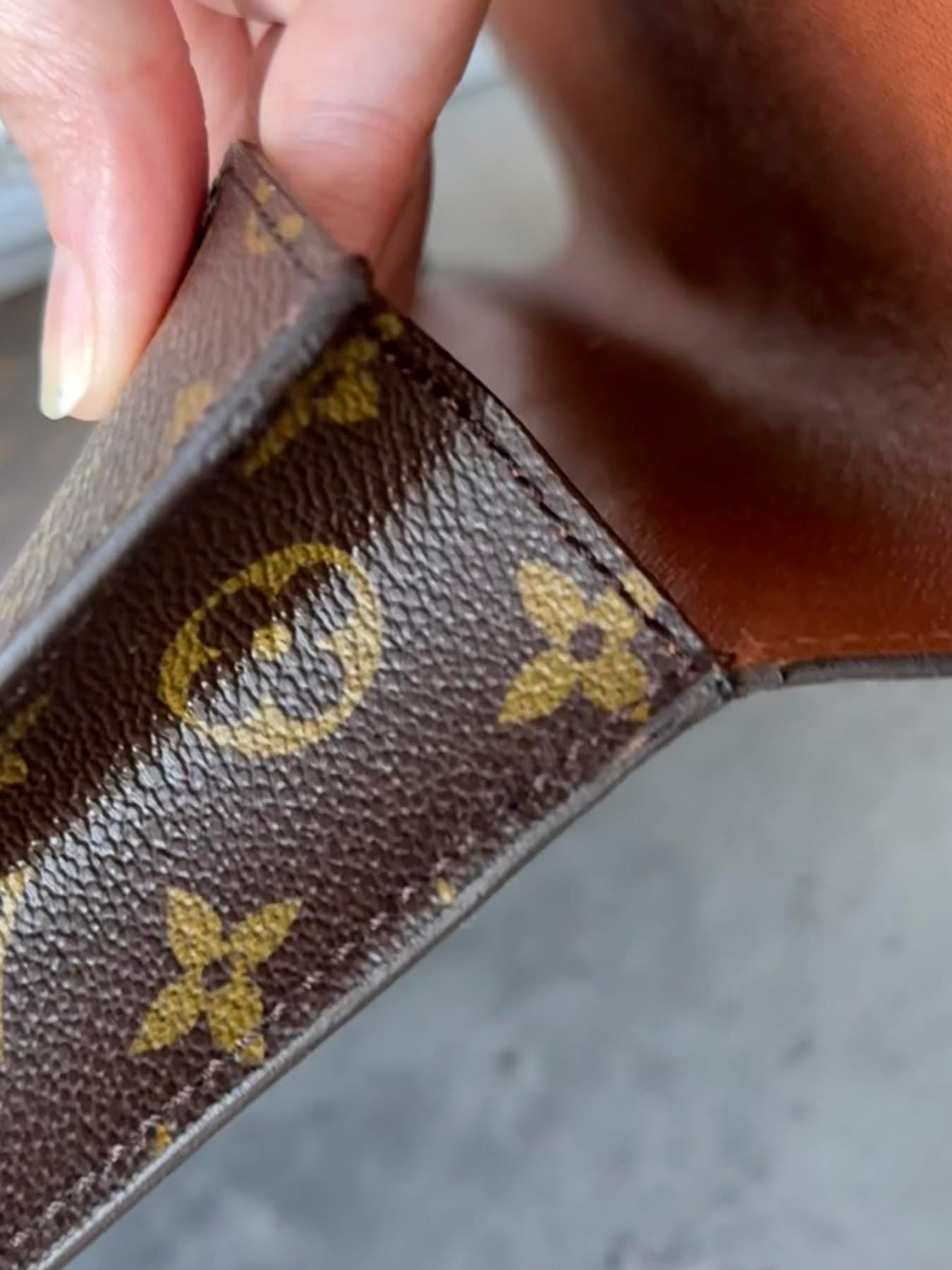 LV Porte Document Senateur