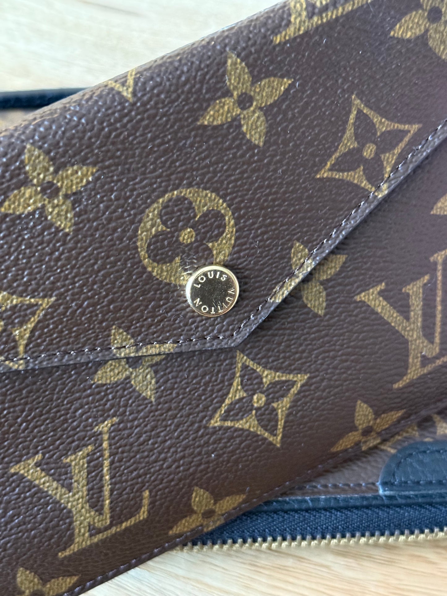 LV Daily Organizer Noir