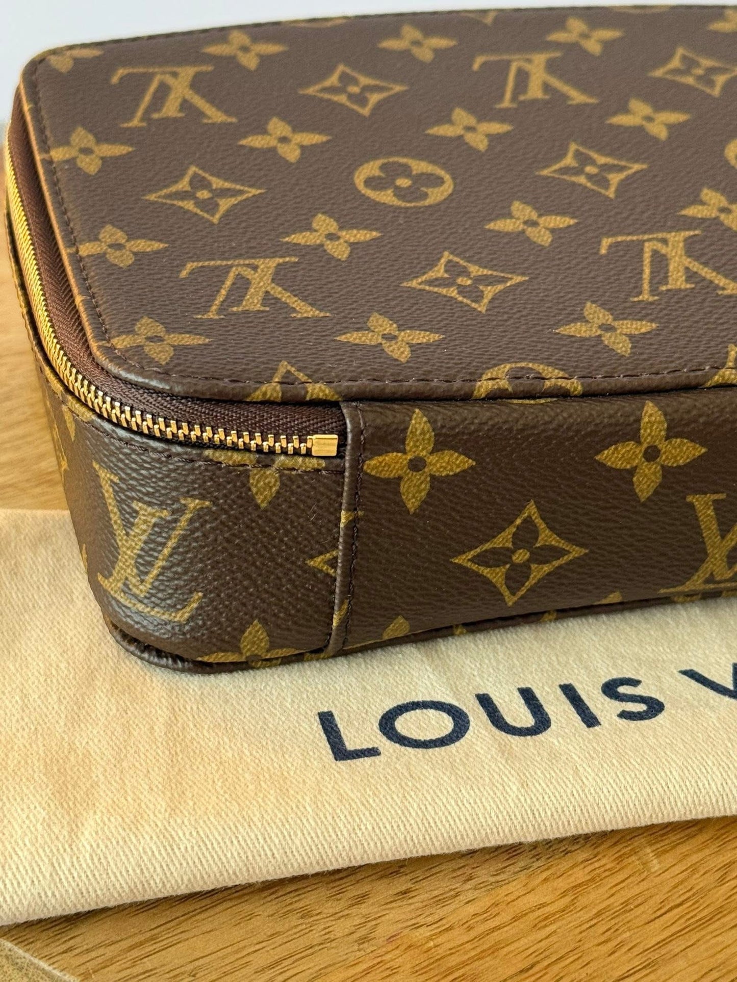 LV Monte Carlo GM Jewelry box