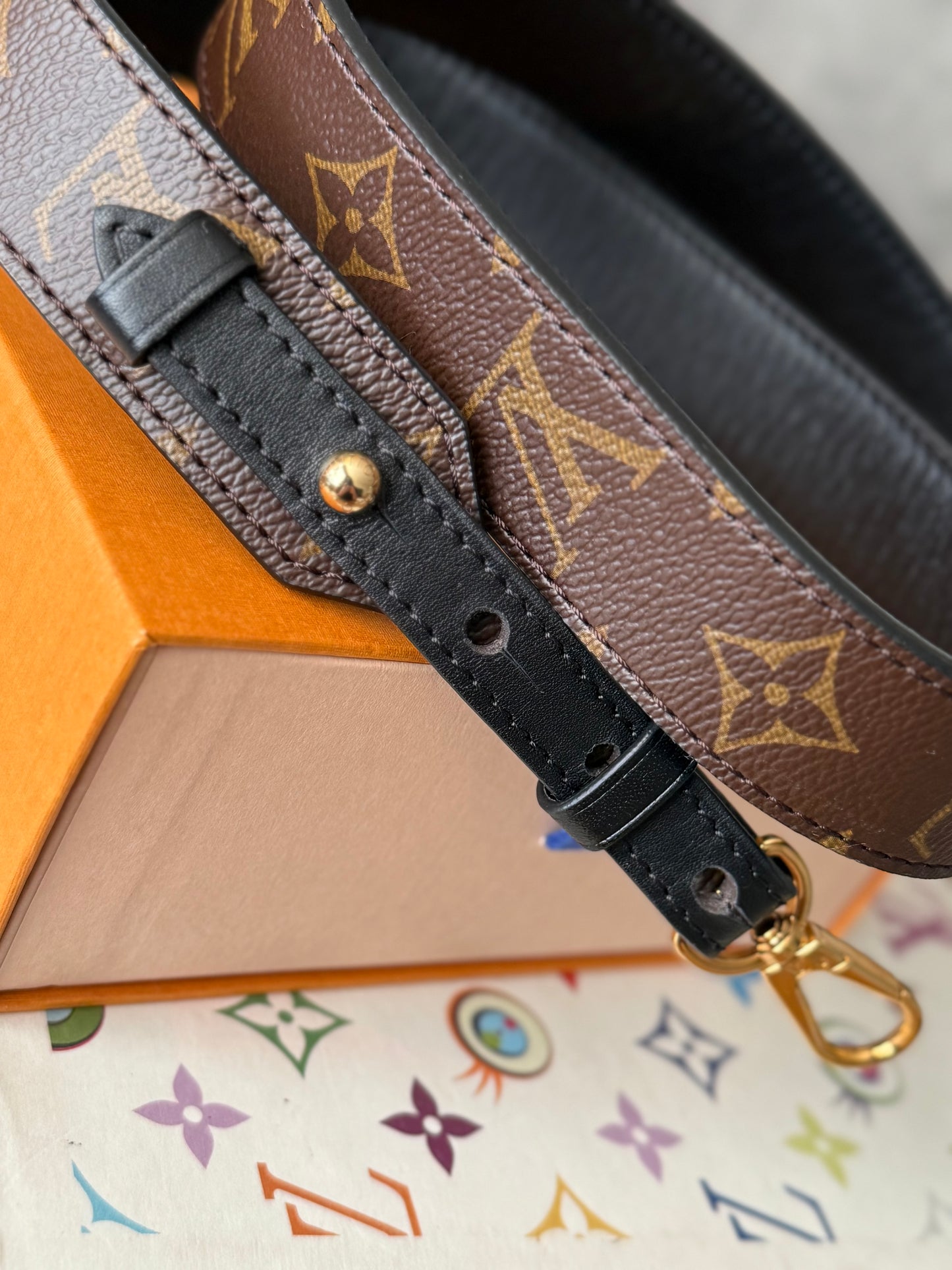 LV Bandouliere XL Black Strap