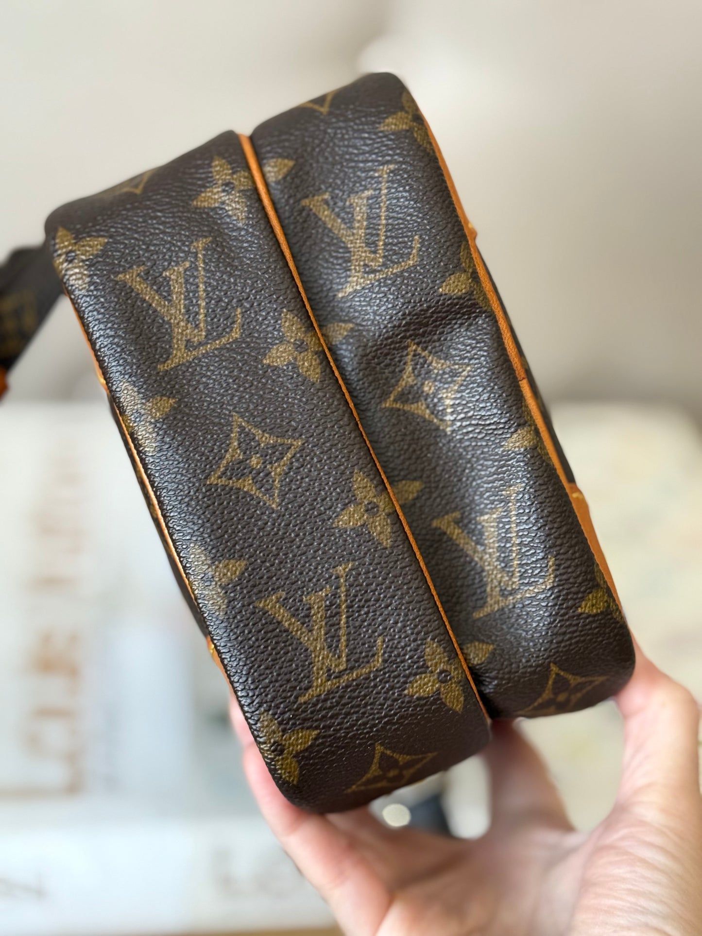 LV Amazon crossbody