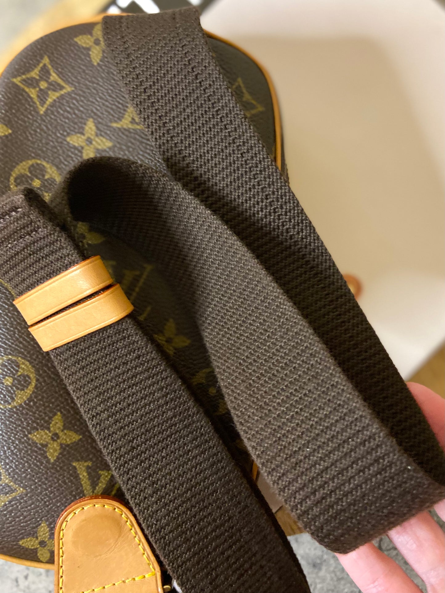 LV Gange Bumbag