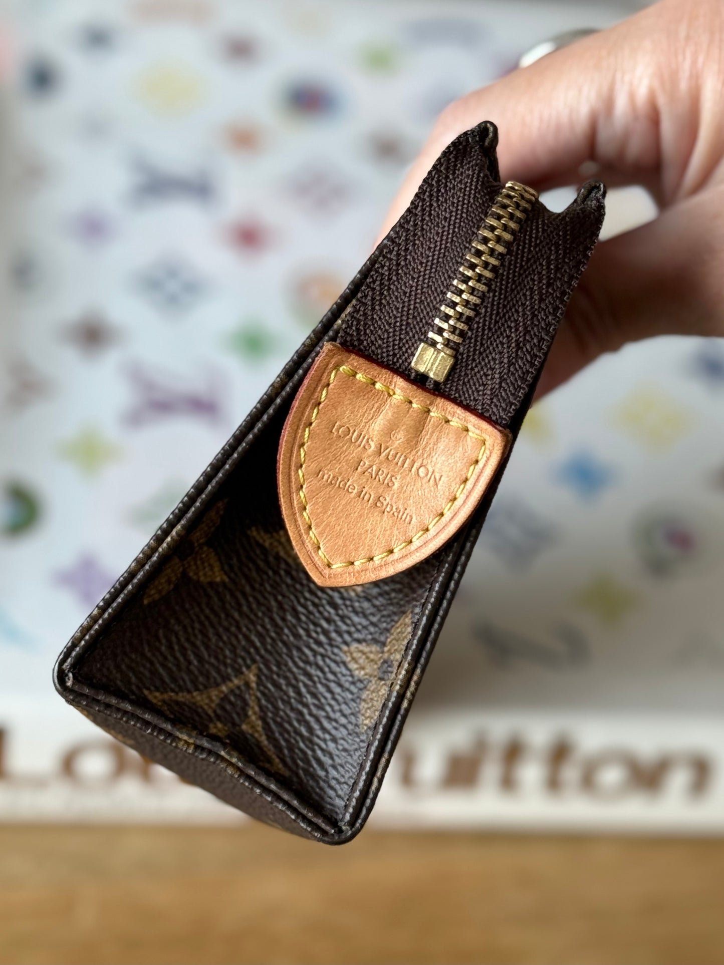 Toiletry 15 Monogram
