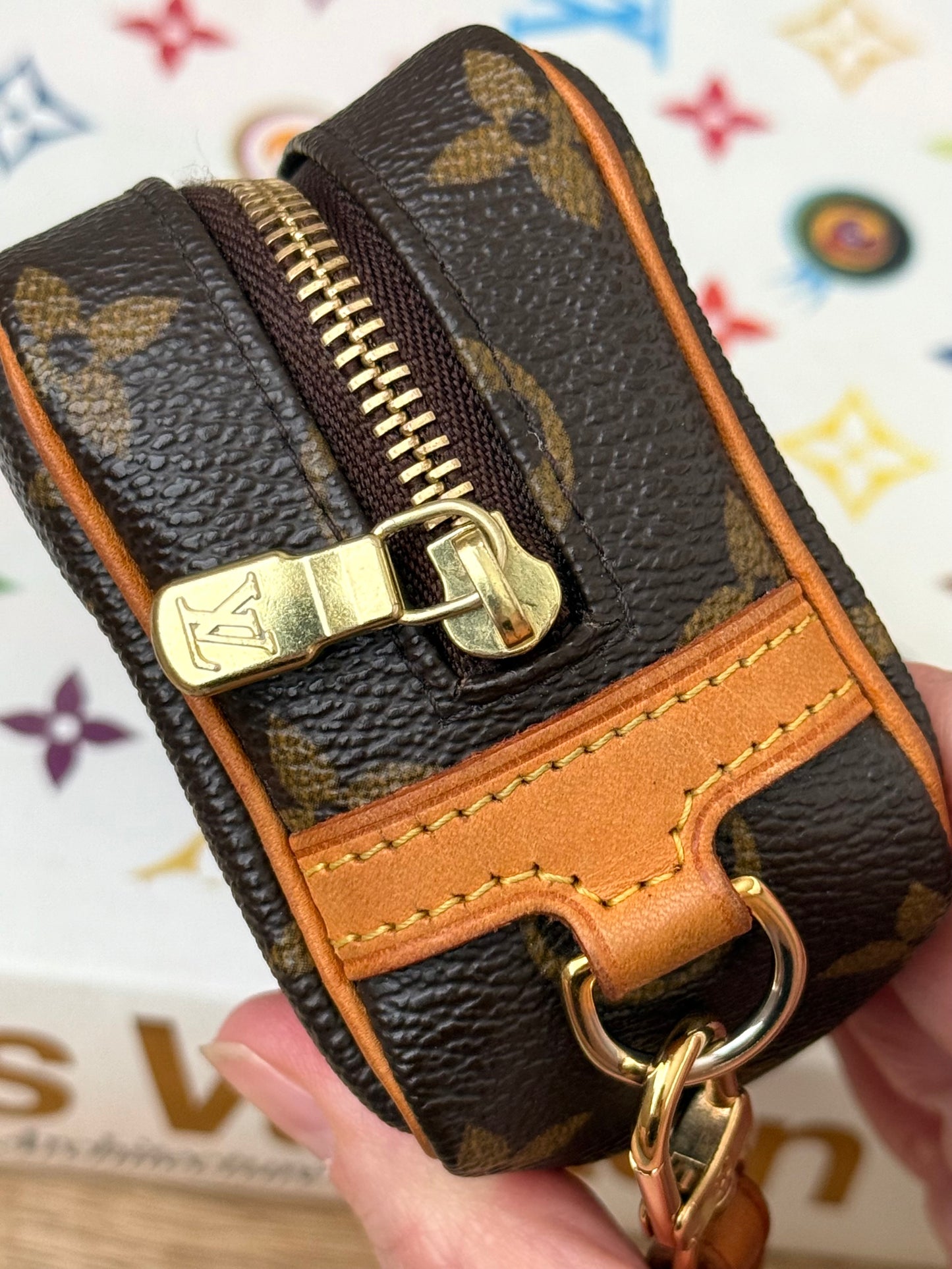 LV Wapity Pouch