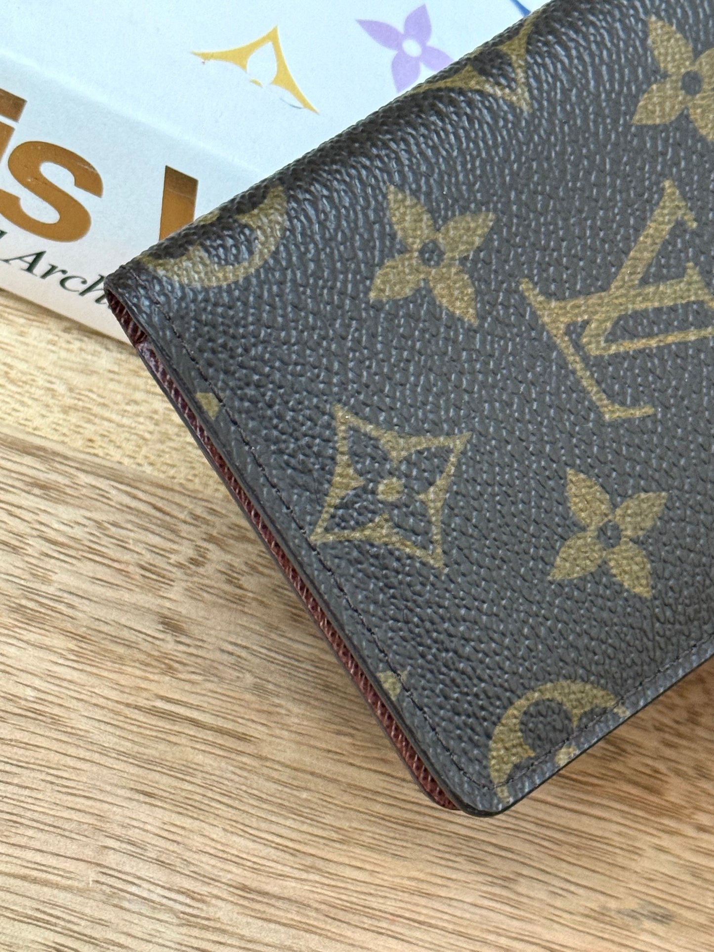LV Pocket Organizer