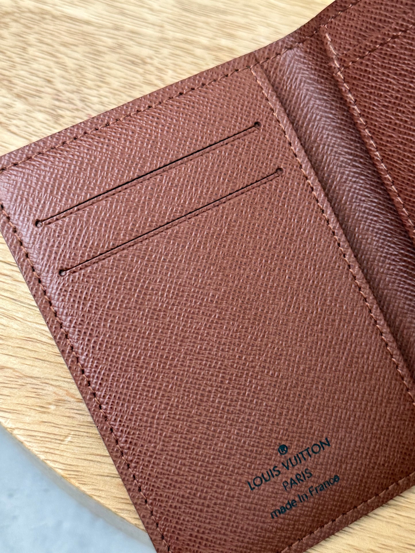 LV Pocket Organizer