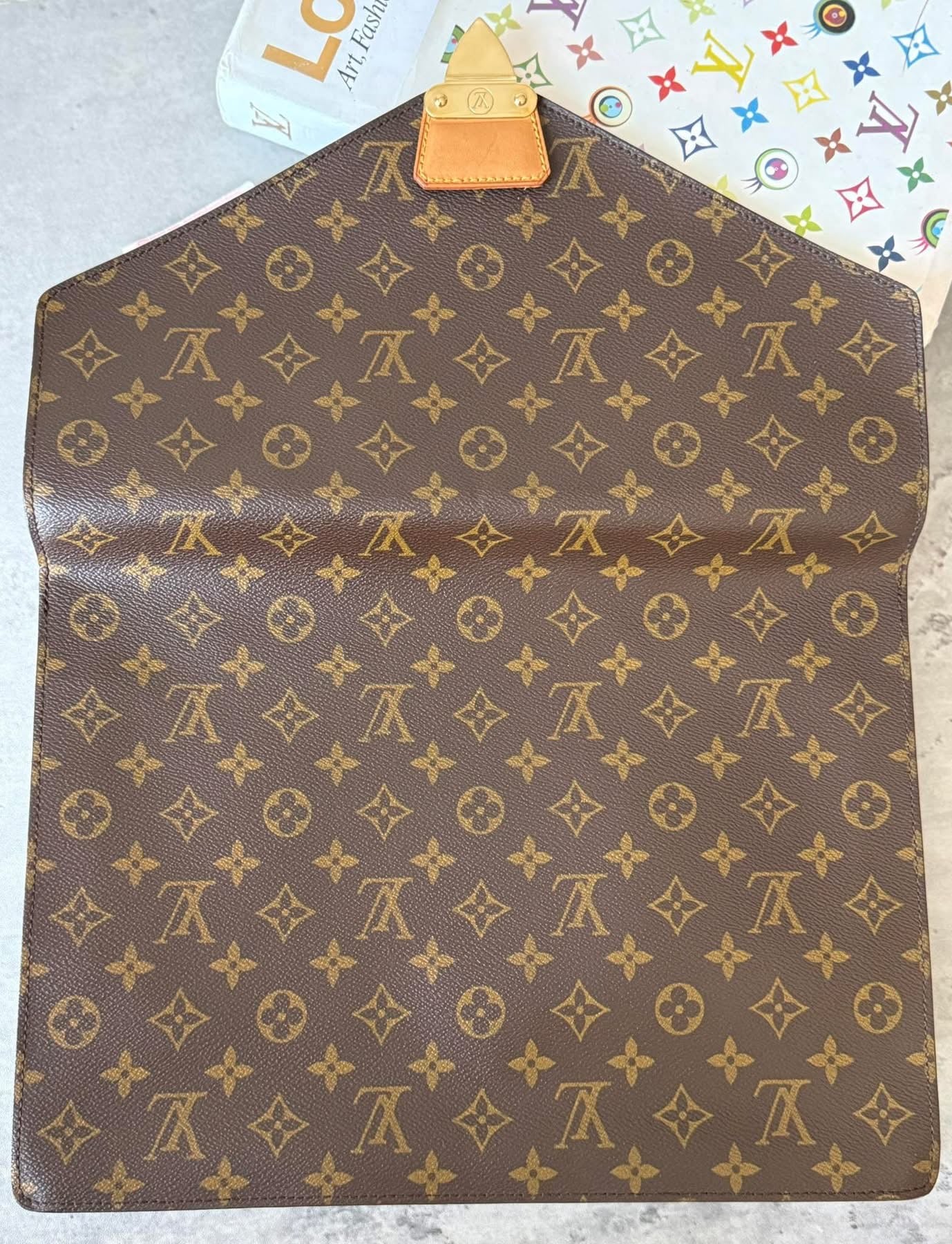 LV Porte Document Senateur