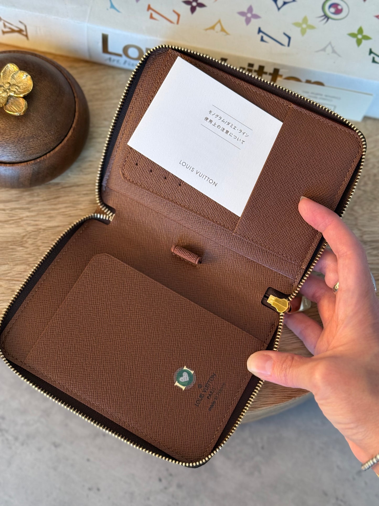 LV Zippy Passport Monogram
