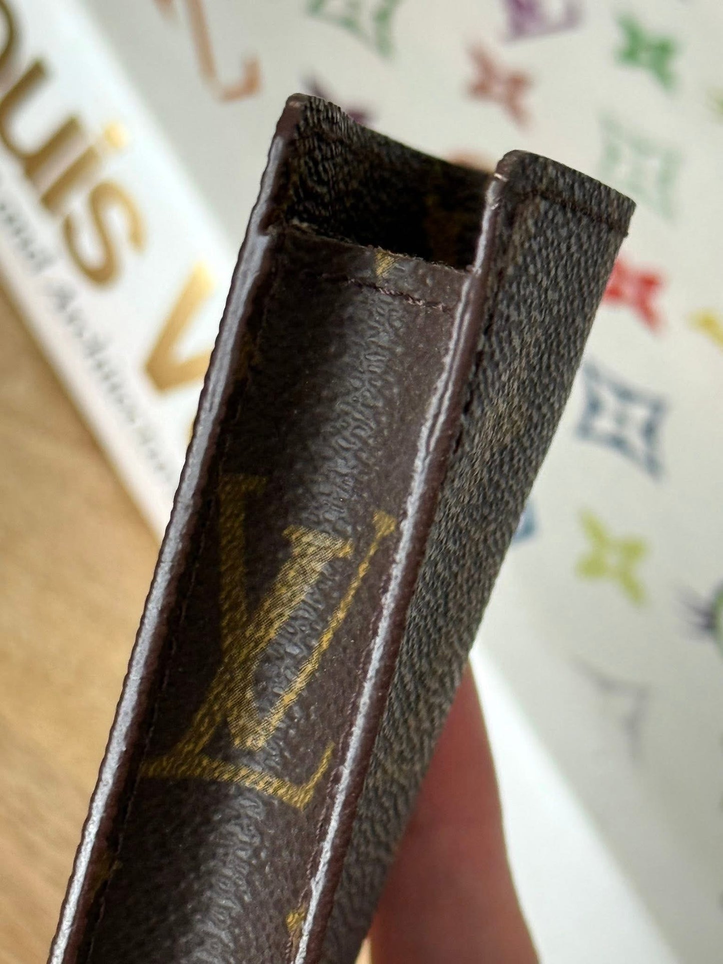 LV Etui Sunglasses case