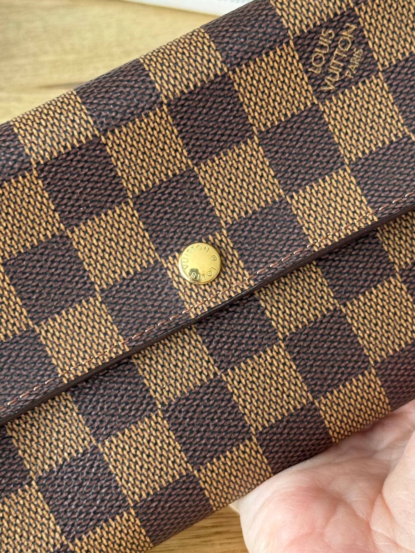 LV Sarah Wallet Damier Ebene