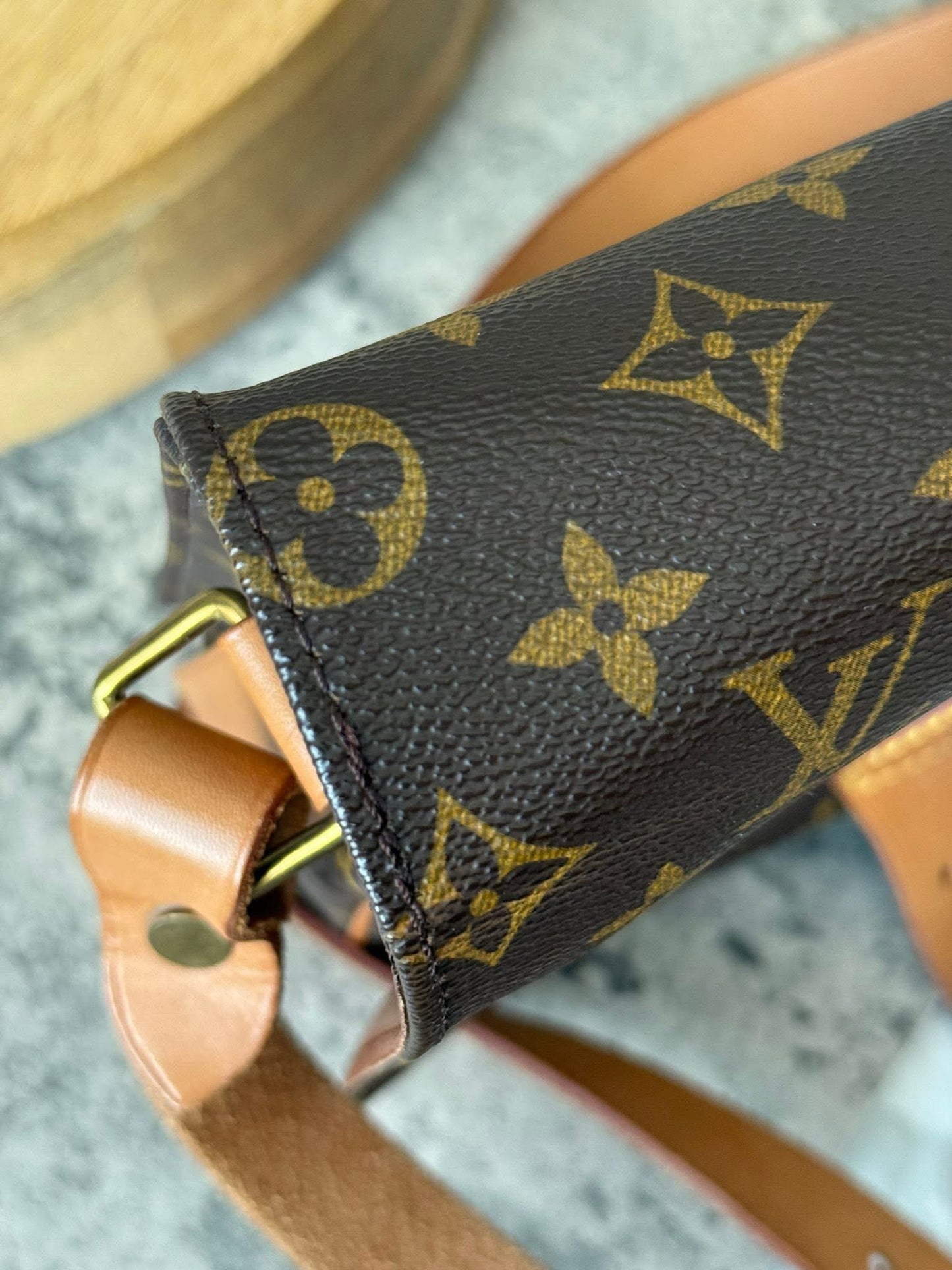 LV Cartouchiere GM